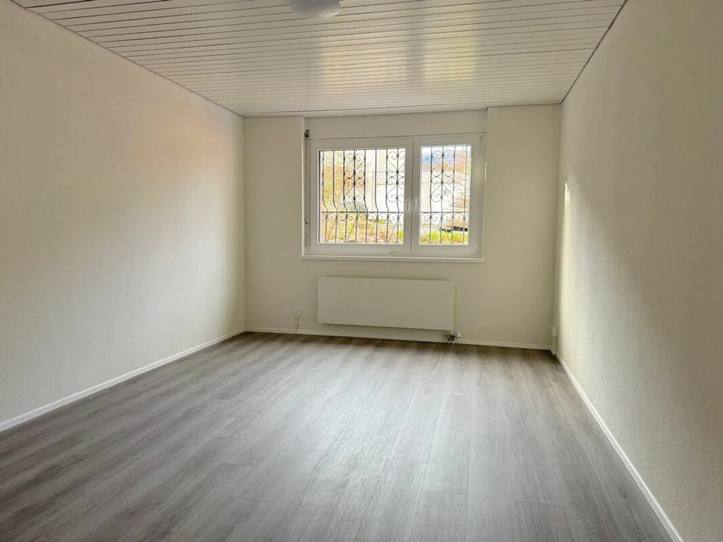 Freistehendes Einfamilienhaus mit Aussicht - Foto 13 von 18