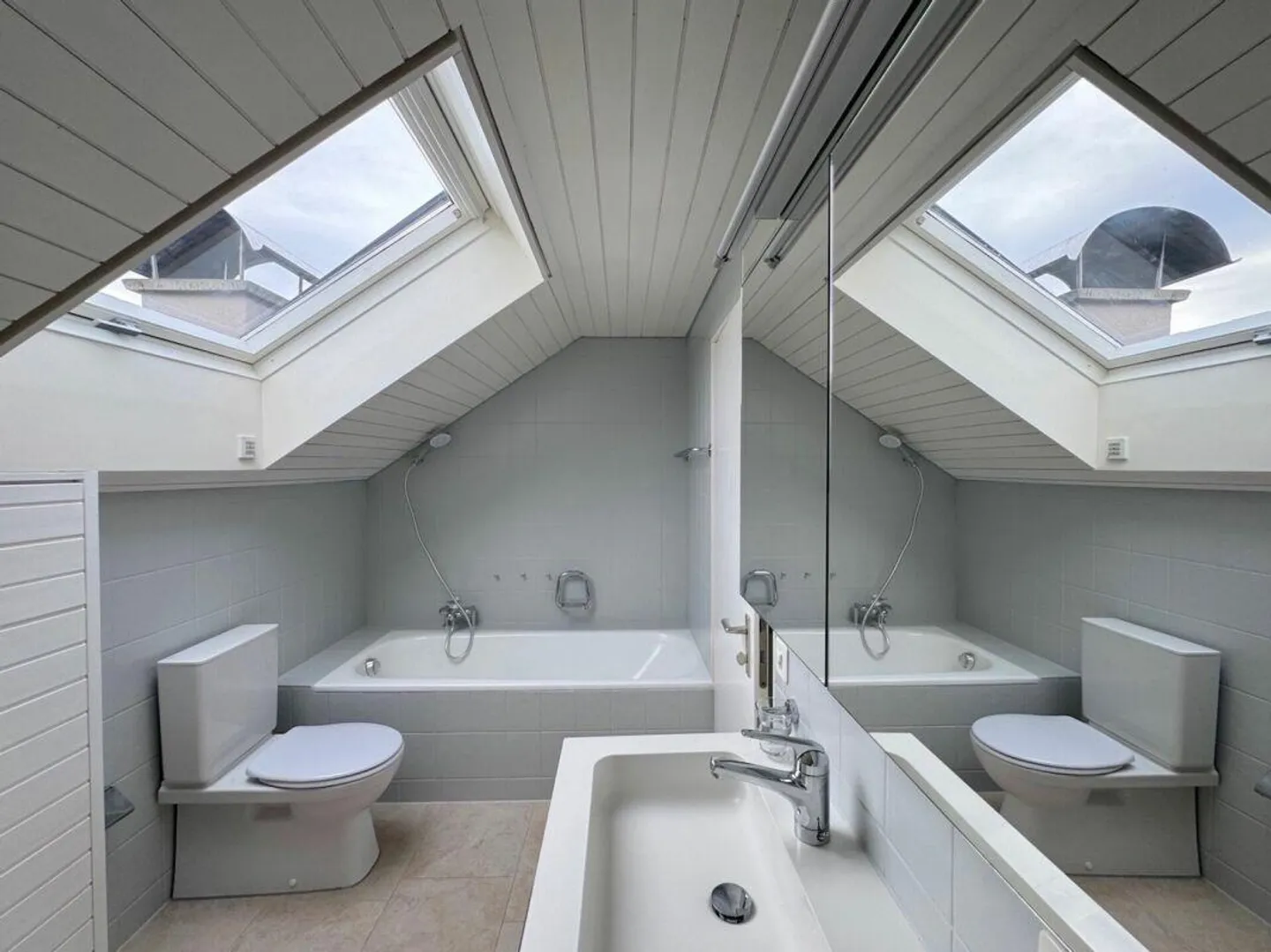 Freistehendes Einfamilienhaus mit Aussicht - Foto 14 von 18