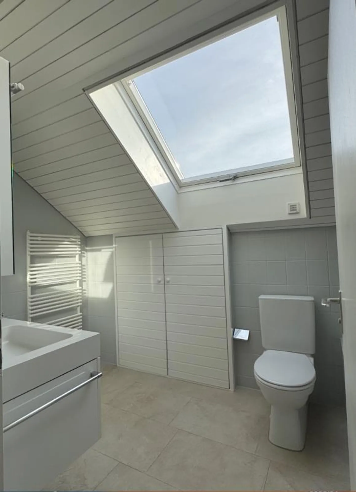 Freistehendes Einfamilienhaus mit Aussicht - Foto 16 von 18