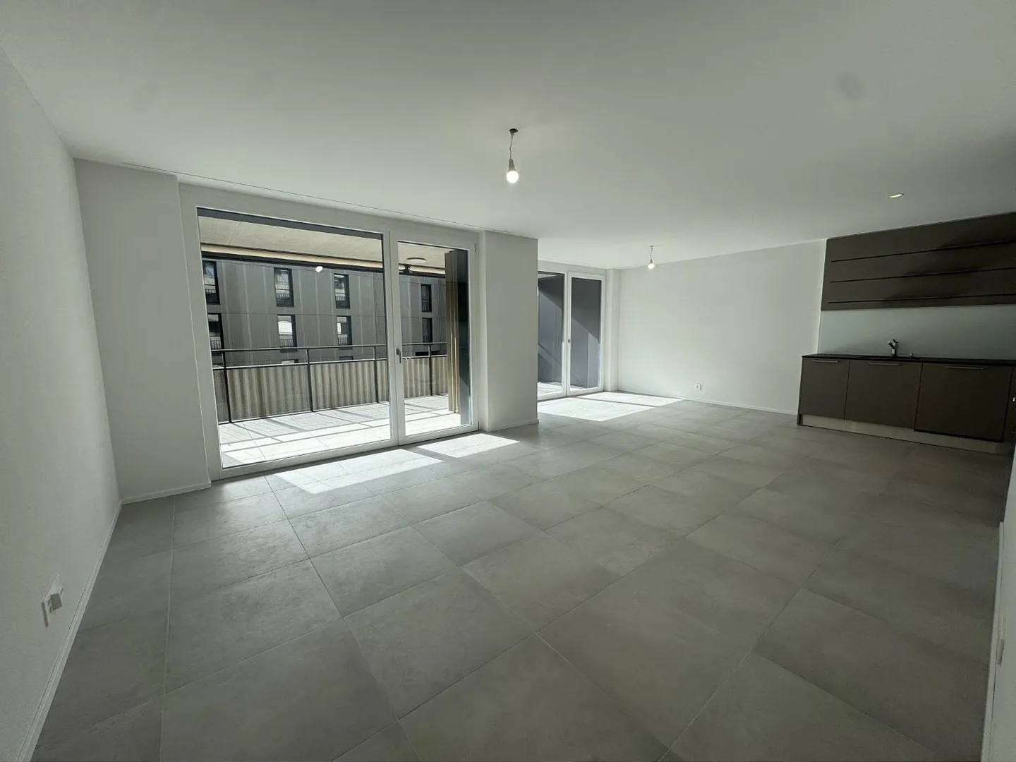 05650 - Appart. 3œ PCES - IMP. CHAMP-RIOND 18 - MATRAN - Foto 10 di 11