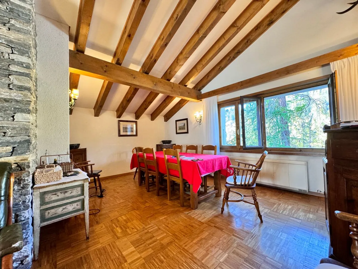 Chalet 8.5 pièces - Photo 2 sur 13