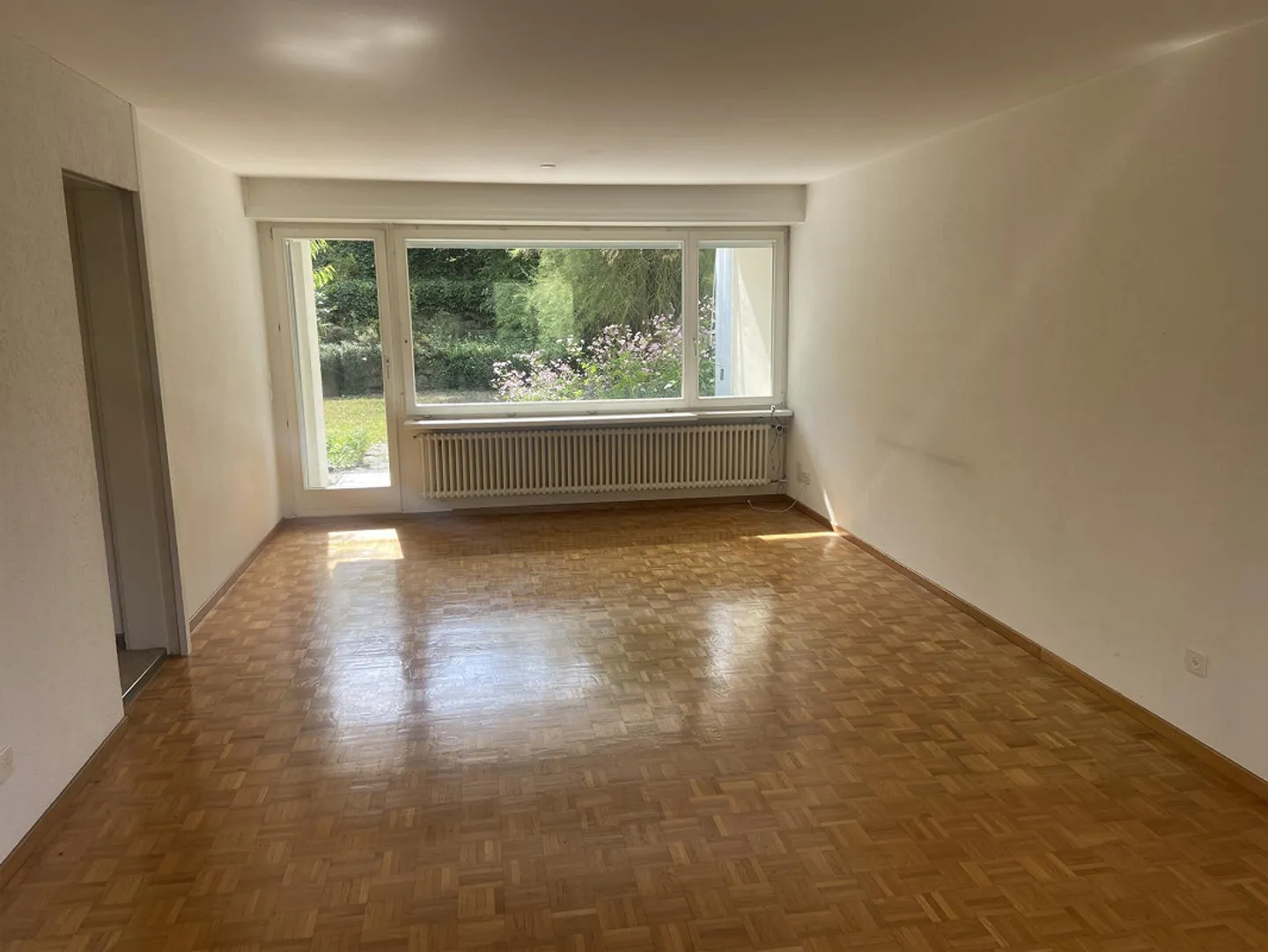 Charmantes 4.5-Zimmer-Reiheneinfamilien-Eckhaus mit Garten, - Photo 7 sur 17