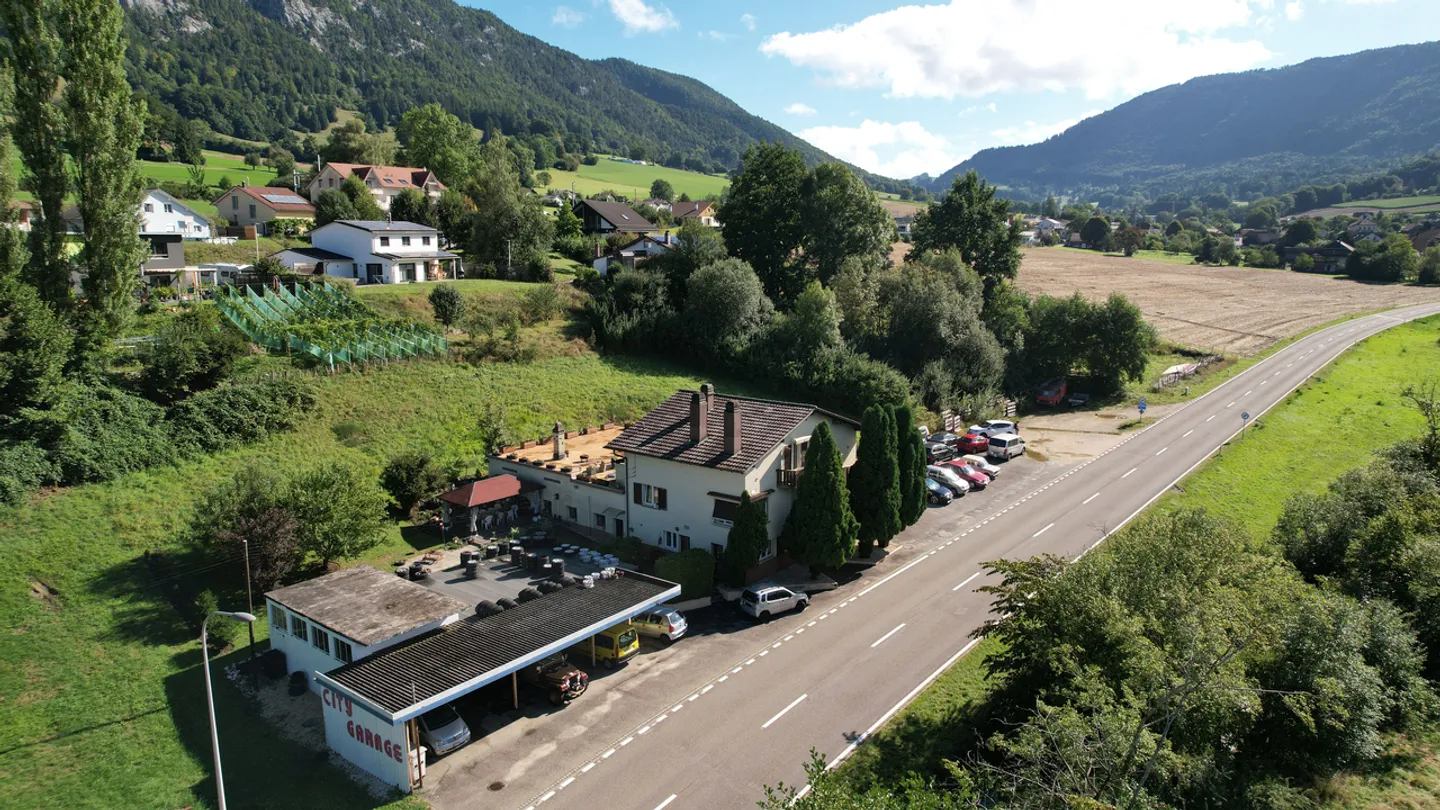 Grundstück von 2'446 m2, Mietshaus und Handwerksgebäude - Foto 7 von 23