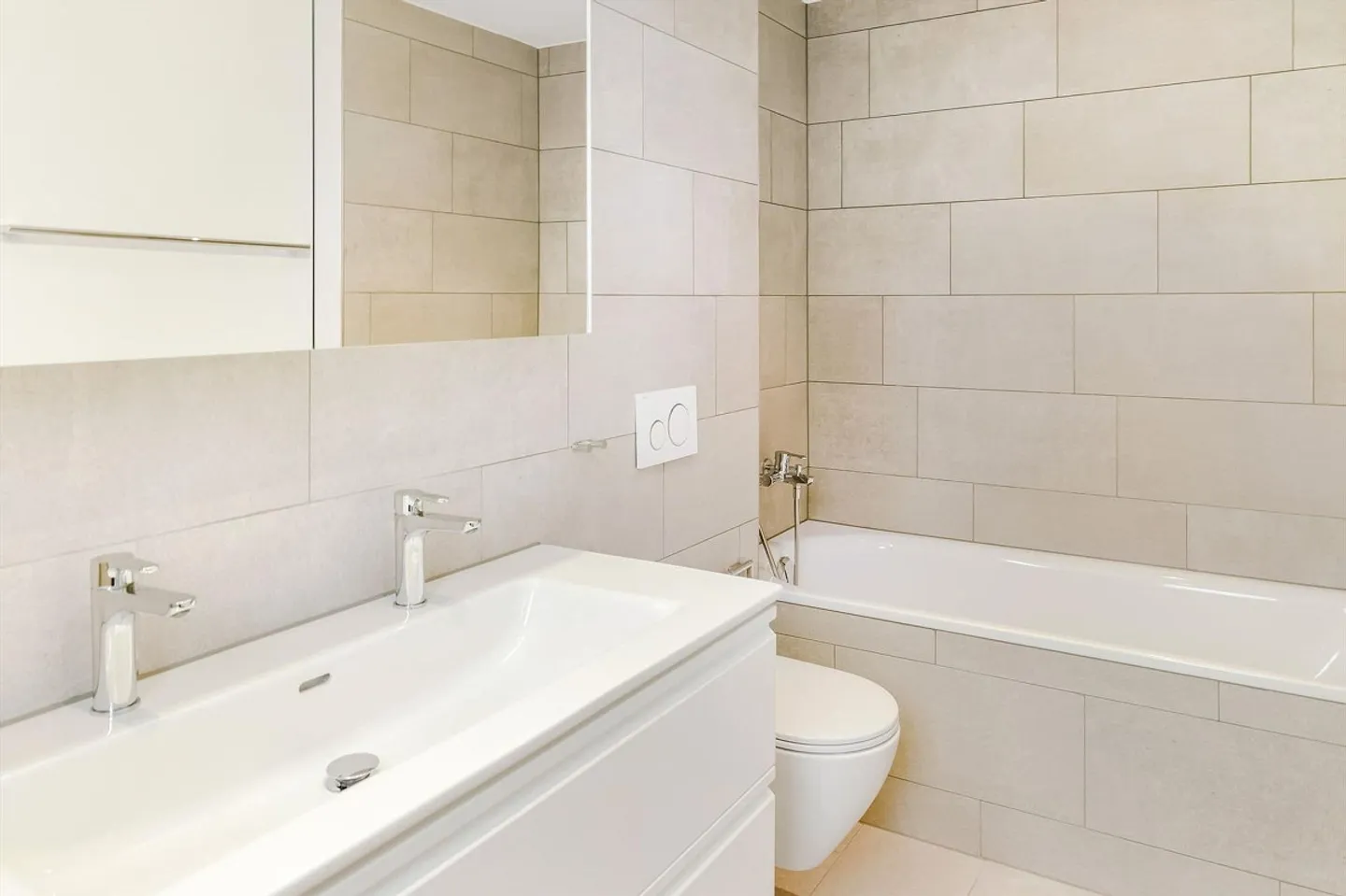 Vivre spacieux et moderne ! - Photo 5 sur 8