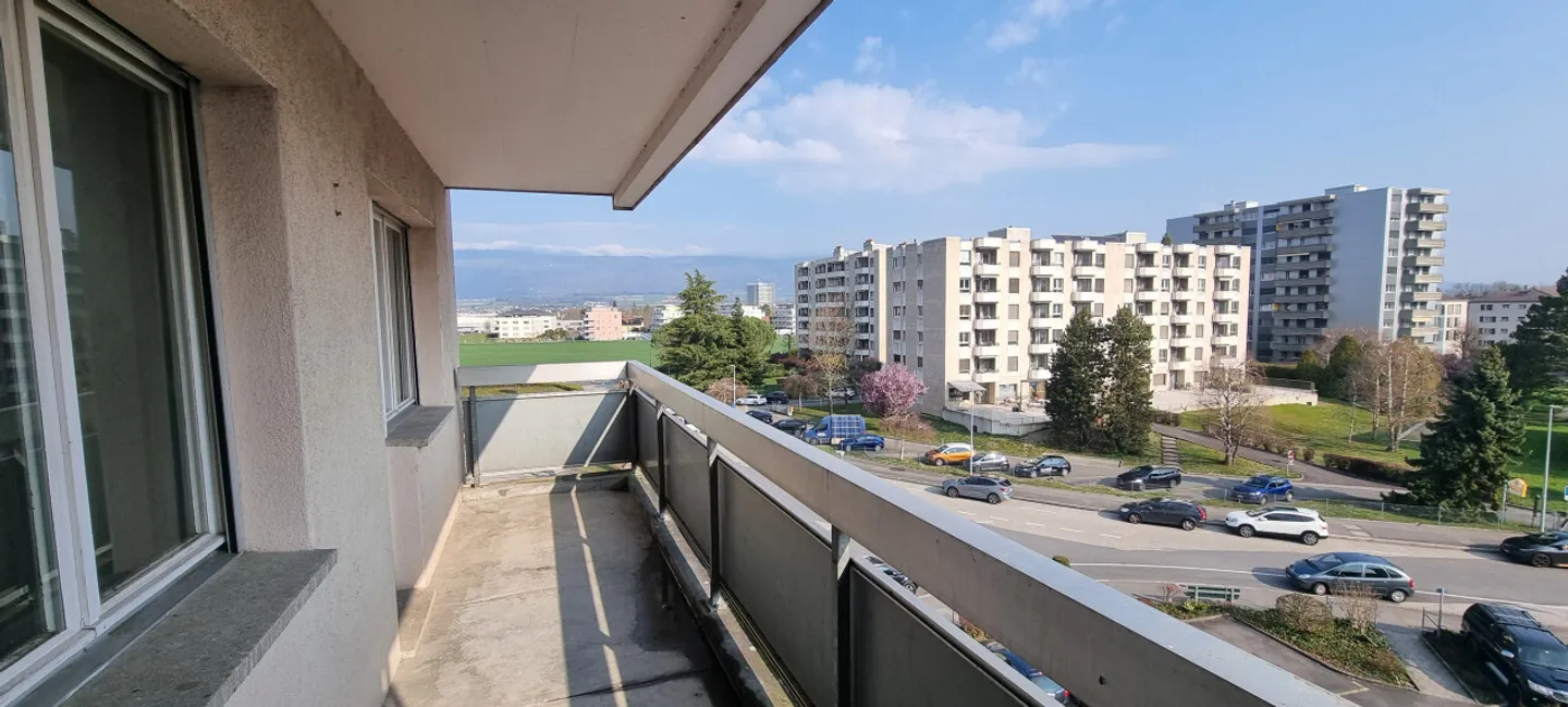 Appartamento angolare - 4 stanze - Da ristrutturare - Foto 5 di 8