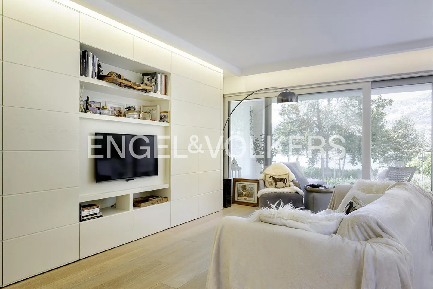 Raffinatezza e Relax direttamente al Lago - Foto 3 di 13