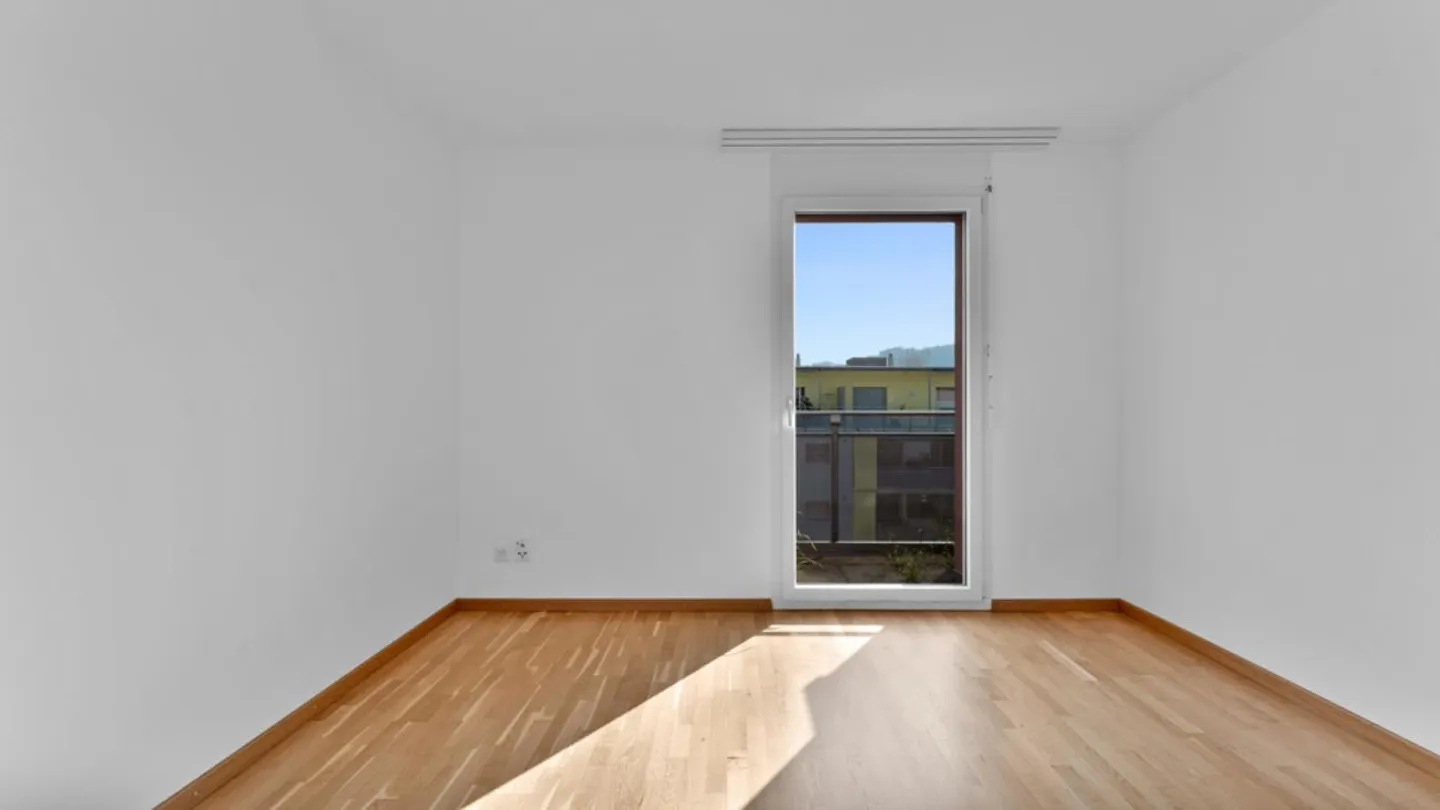 Appartamento spazioso in un quartiere adatto alle famiglie - Foto 6 di 9