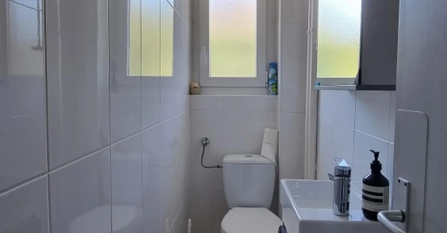 4-room apartment with balcony in La Tour-de-Peilz - Photo 5 of 7