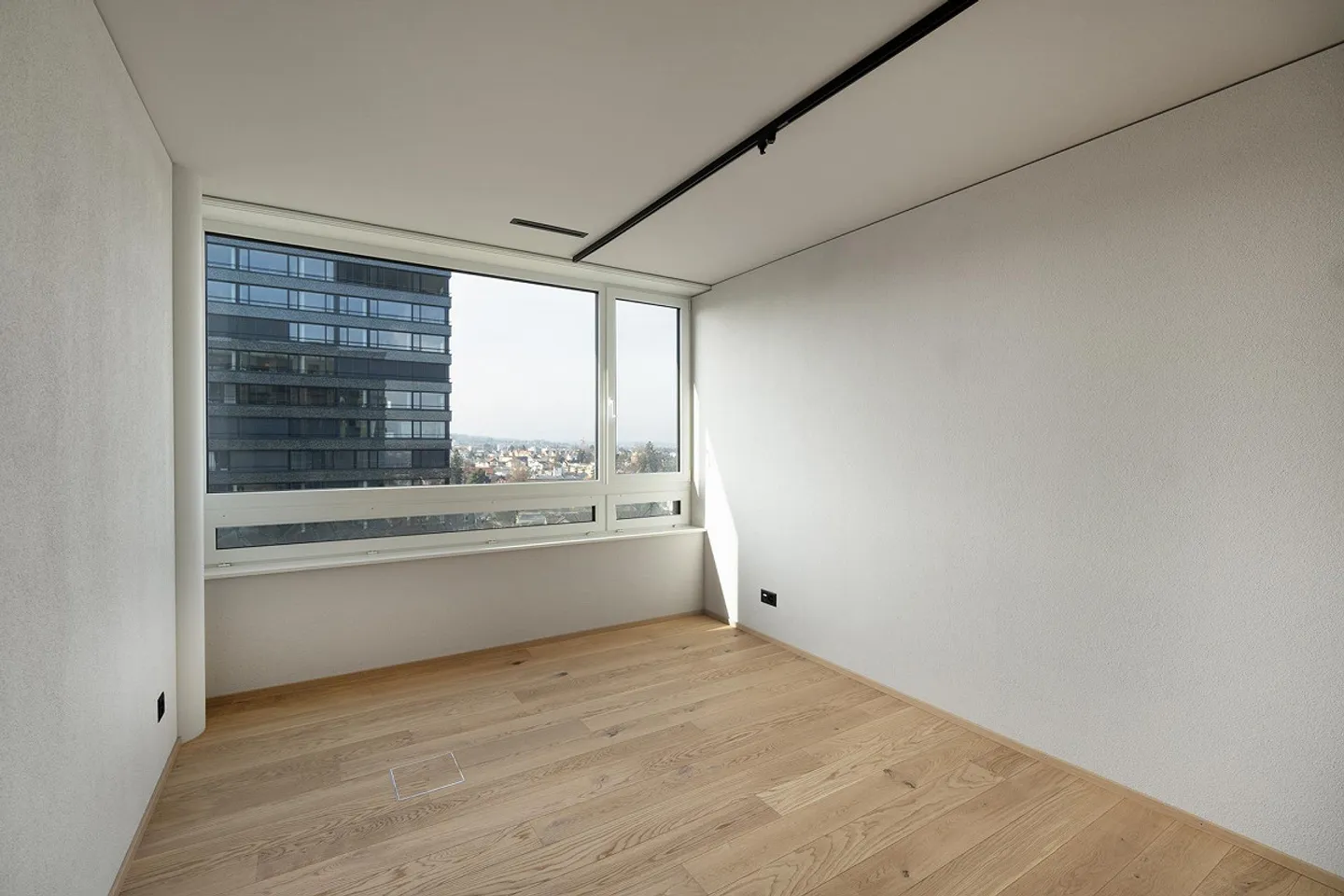 Freshly renovated condominium near the lake - Your last chance! - Photo 7 of 11