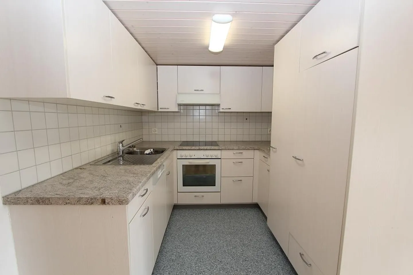 charmant appartement de style ancien - Photo 2 sur 8