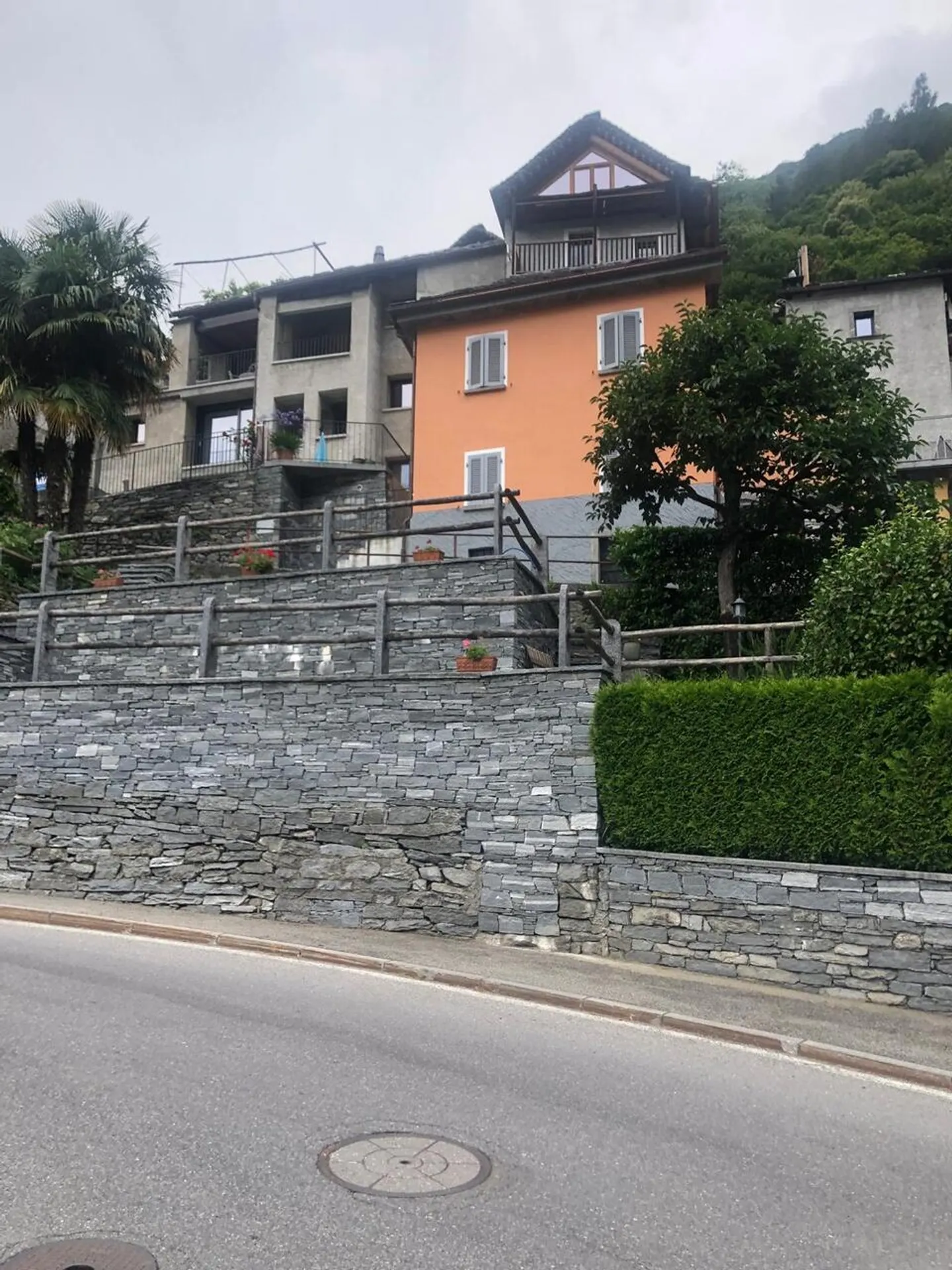 Charming Ticino House in Sunny Location with a View in Valle Maggia - Photo 2 of 14