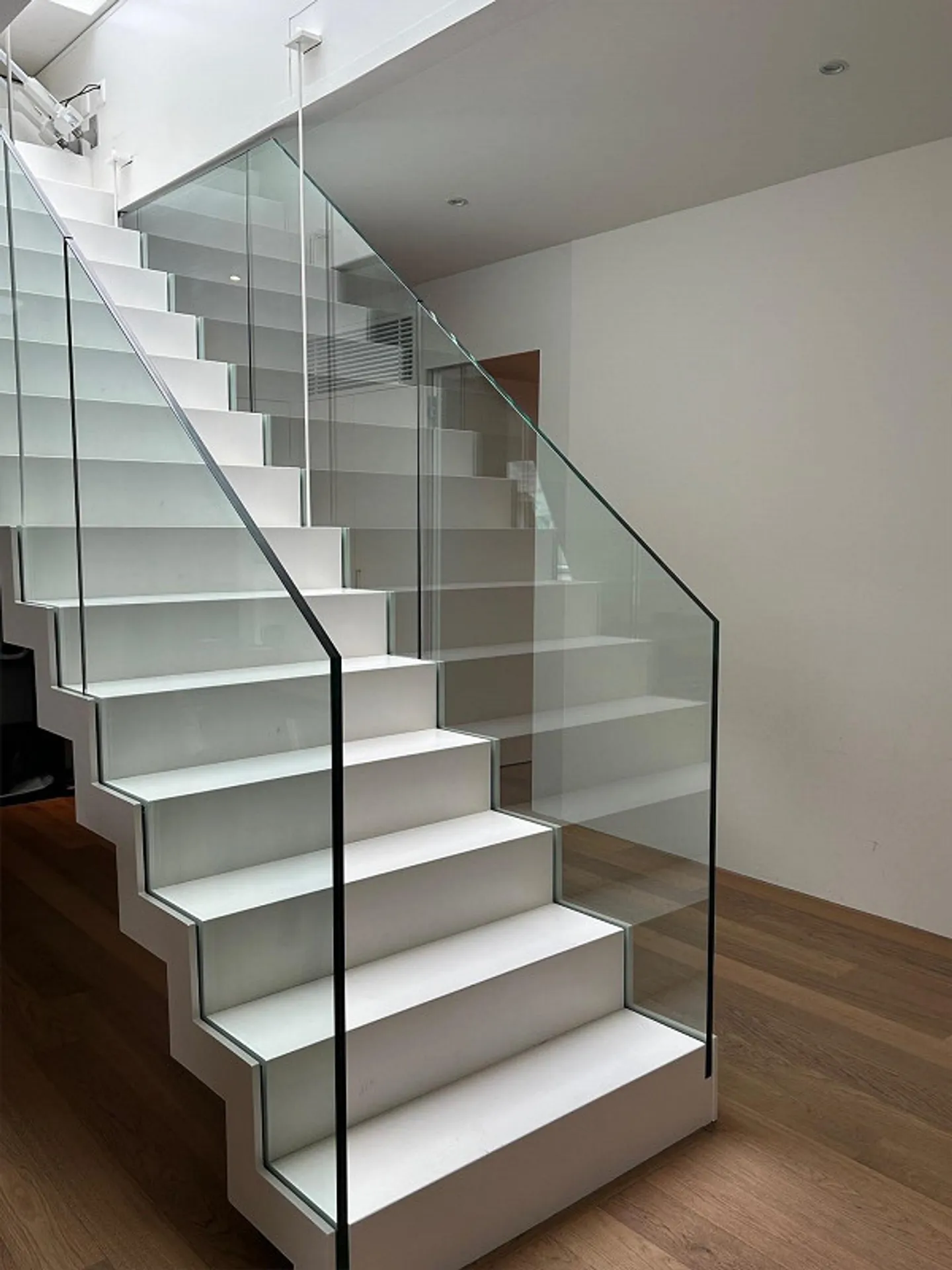 Luxuswohnung mit Dachterrasse - Foto 4 von 10