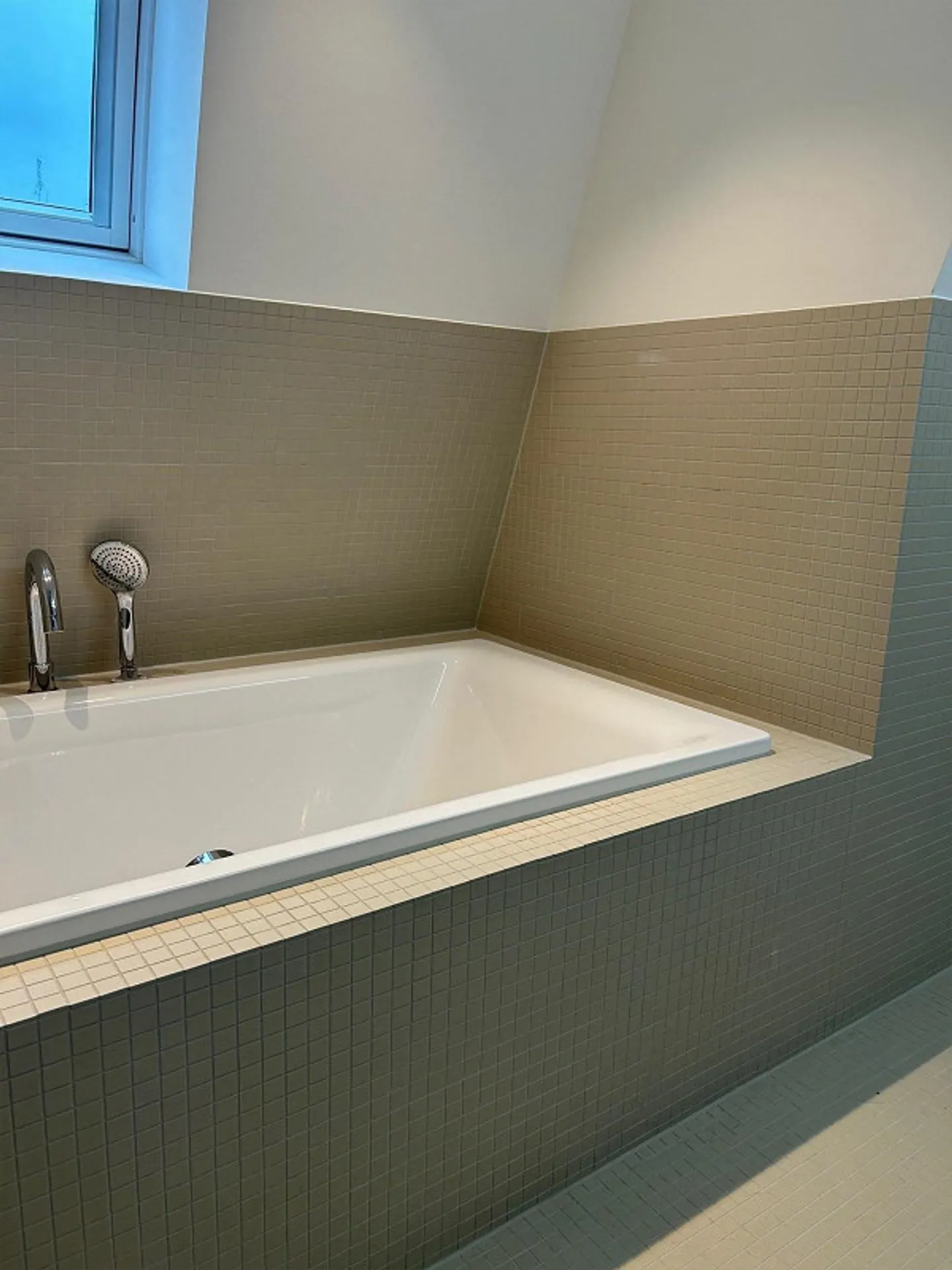 Luxuswohnung mit Dachterrasse - Foto 9 von 10