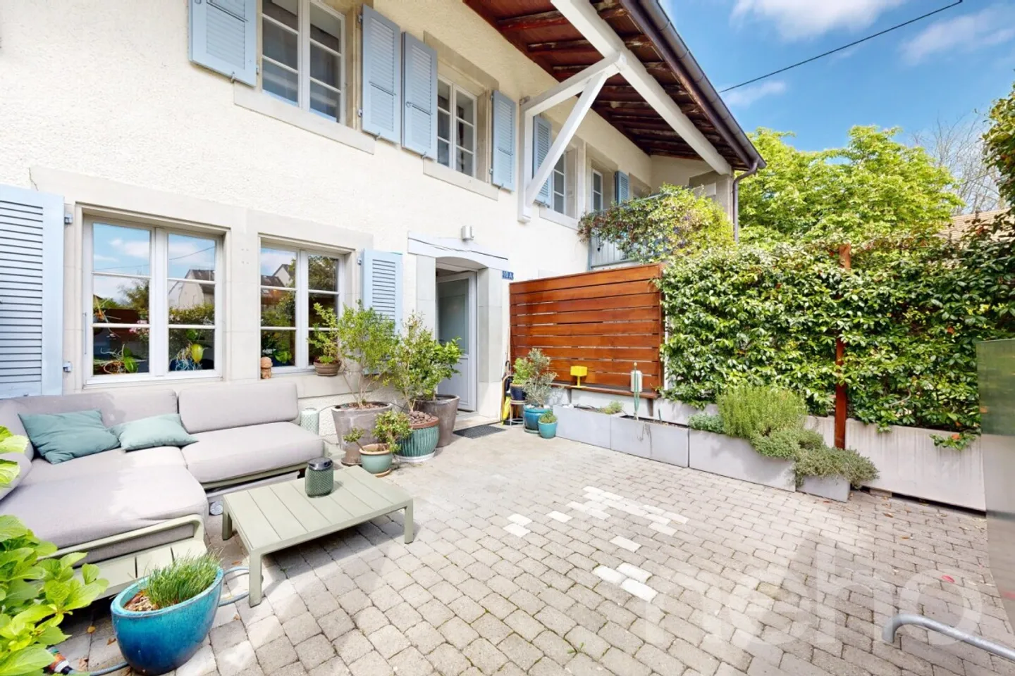 Charming Apartment in Former Barn - Photo 2 of 13