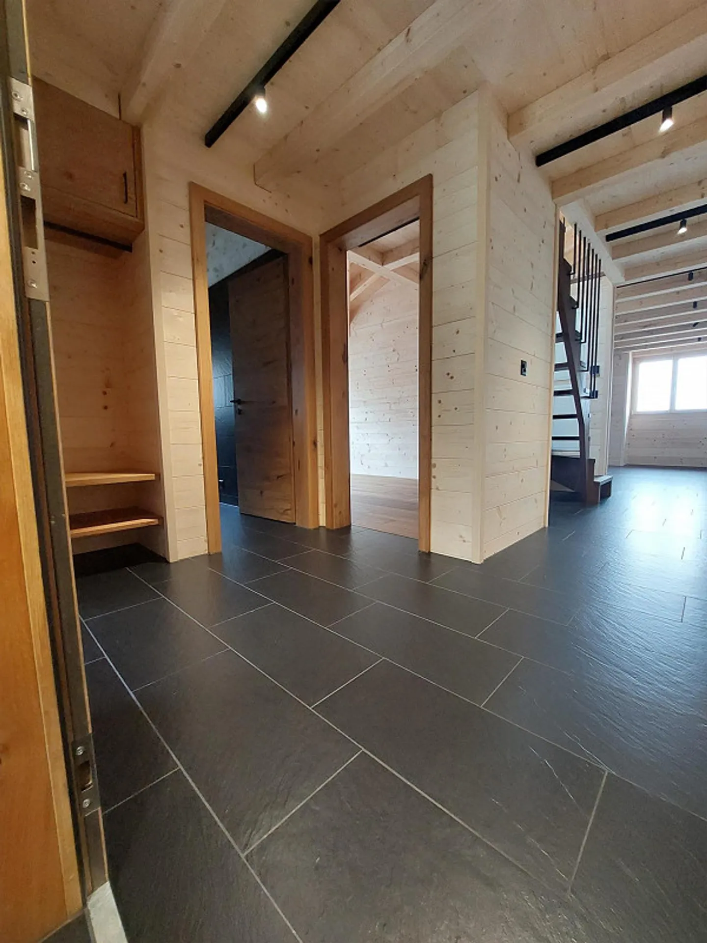 3.5-Zimmerwohnung mit Sitzplatz (Erstwohnsitz) - möbliert/unmöbliert - Photo 4 sur 11