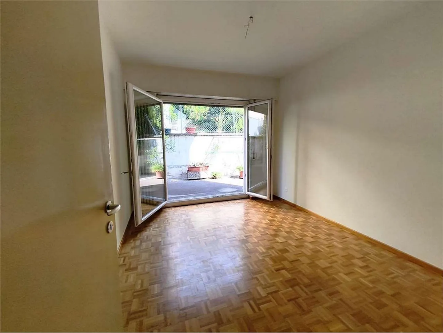 Massagno (Via dei Pioppi 1) - Geräumige 3.5 Zimmer mit Neuer Küche und Großem - Foto 8 von 12