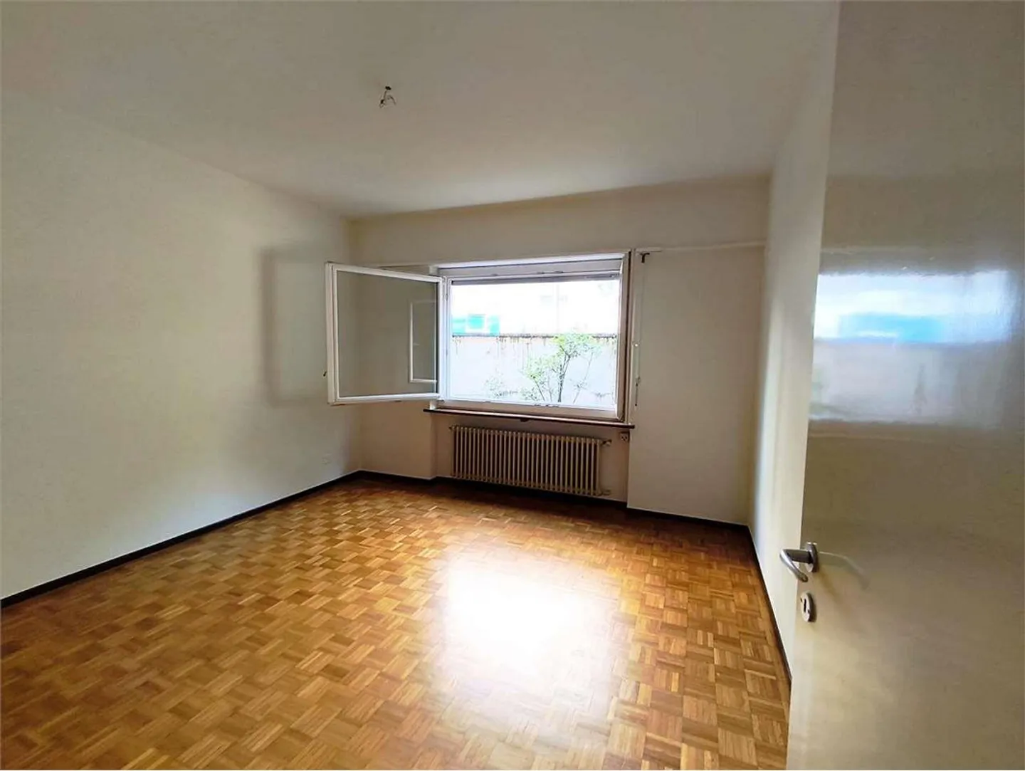 Massagno (Via dei Pioppi 1) - Geräumige 3.5 Zimmer mit Neuer Küche und Großem - Foto 12 von 12