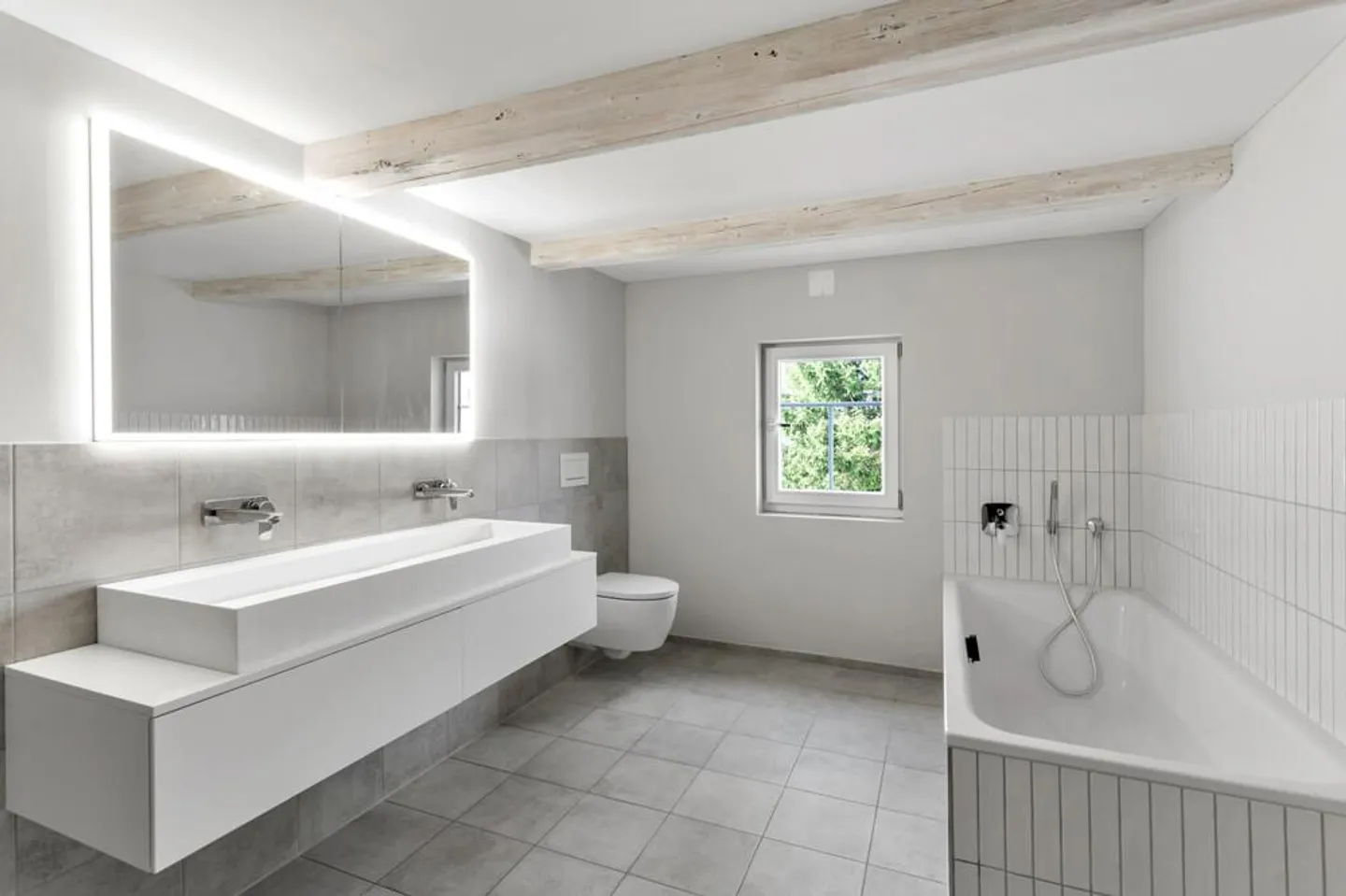 Unique Living & Working in Prime Location - Photo 7 of 11