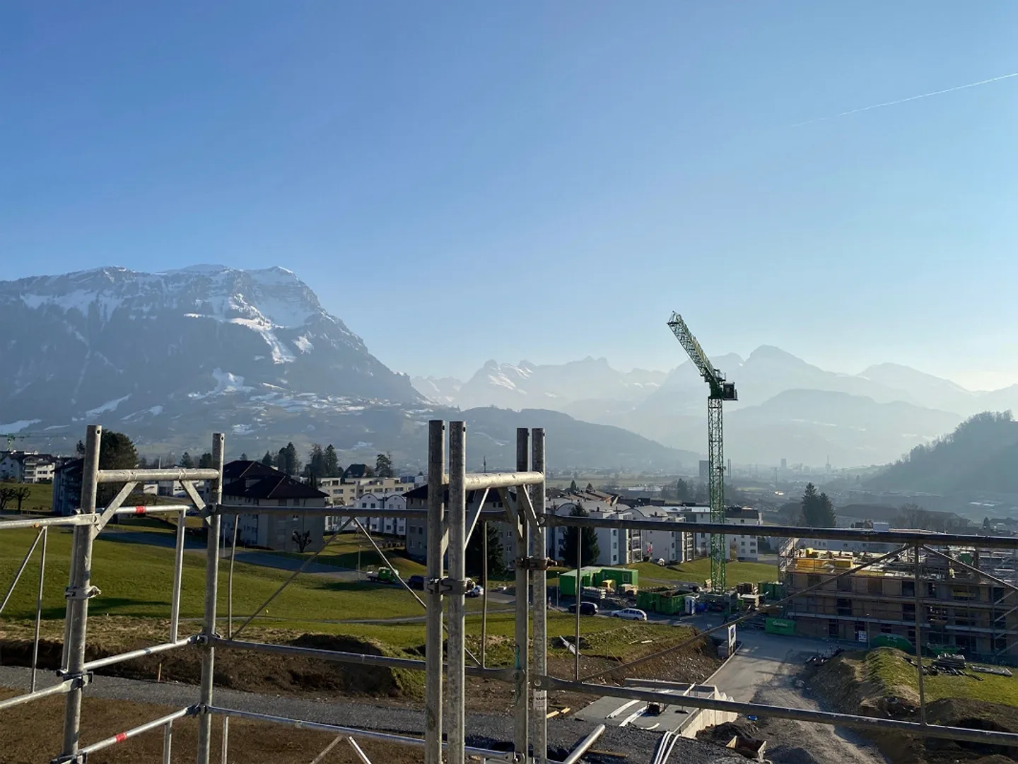 Moderno appartamento giardino di 4,5 locali in standard Minergie - Foto 4 di 5