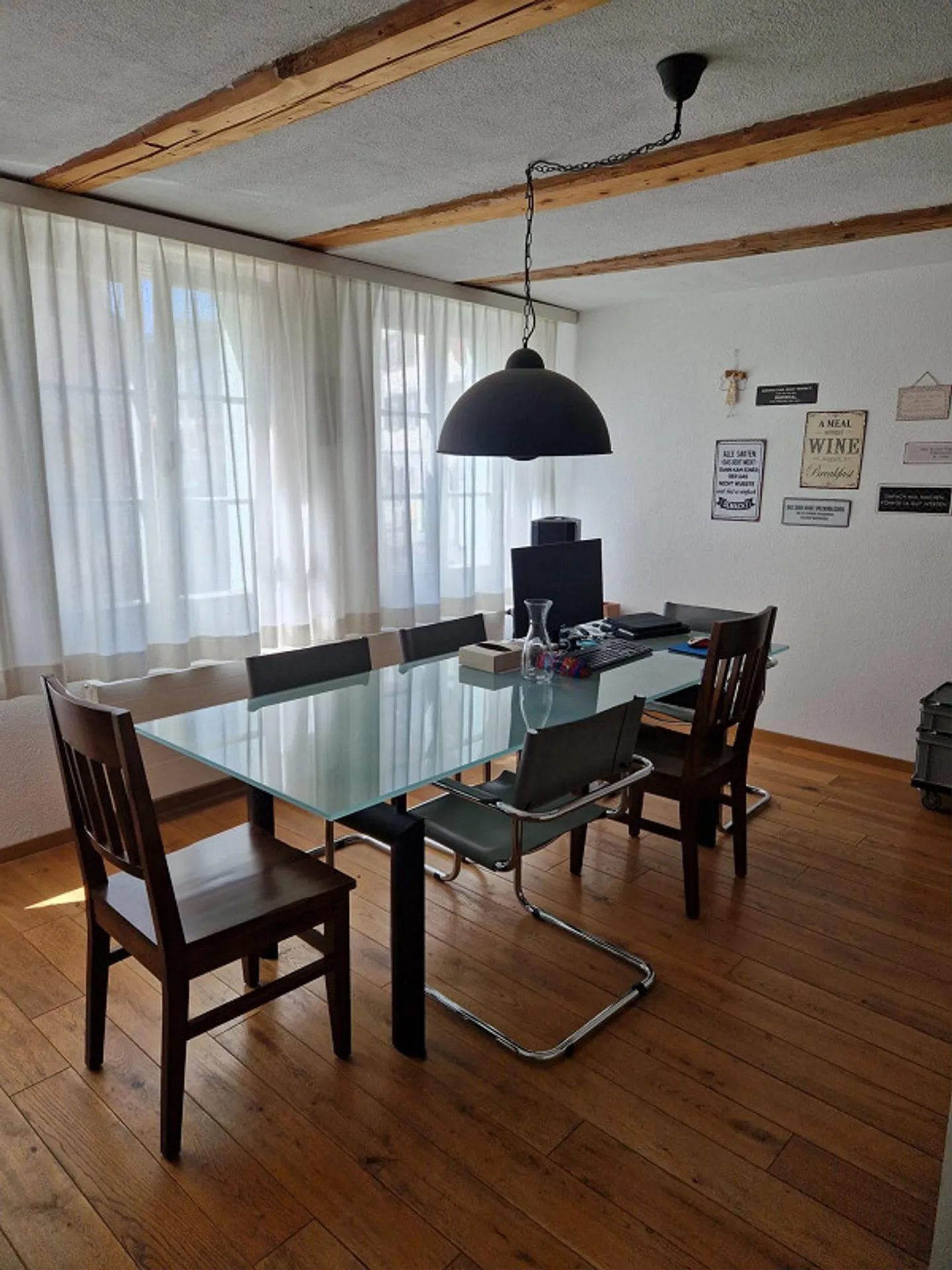 Appartement meublé 2,5 pièces : Charme de la vieille ville à Altstätten - Photo 2 sur 13