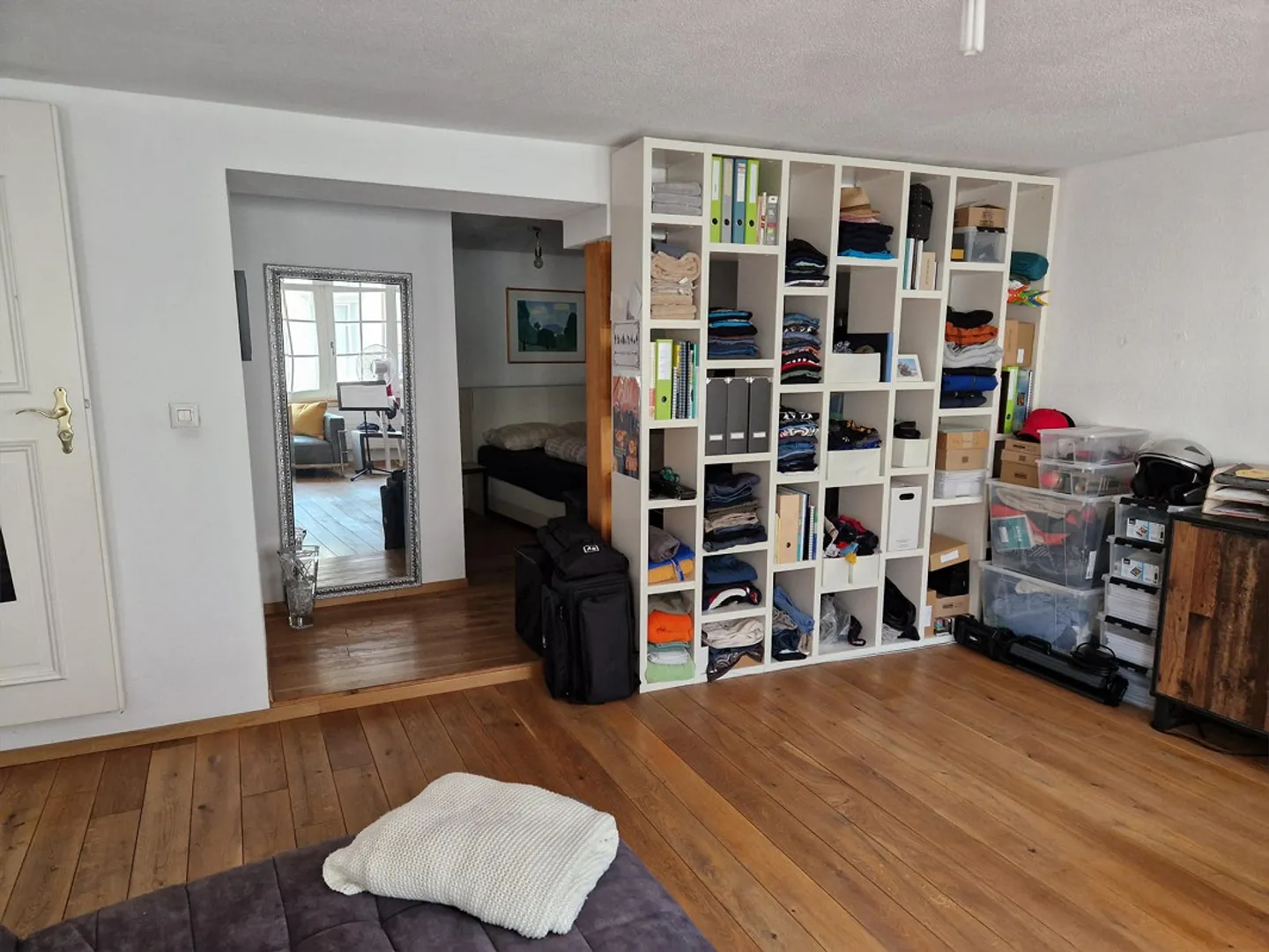 Appartement meublé 2,5 pièces : Charme de la vieille ville à Altstätten - Photo 7 sur 13