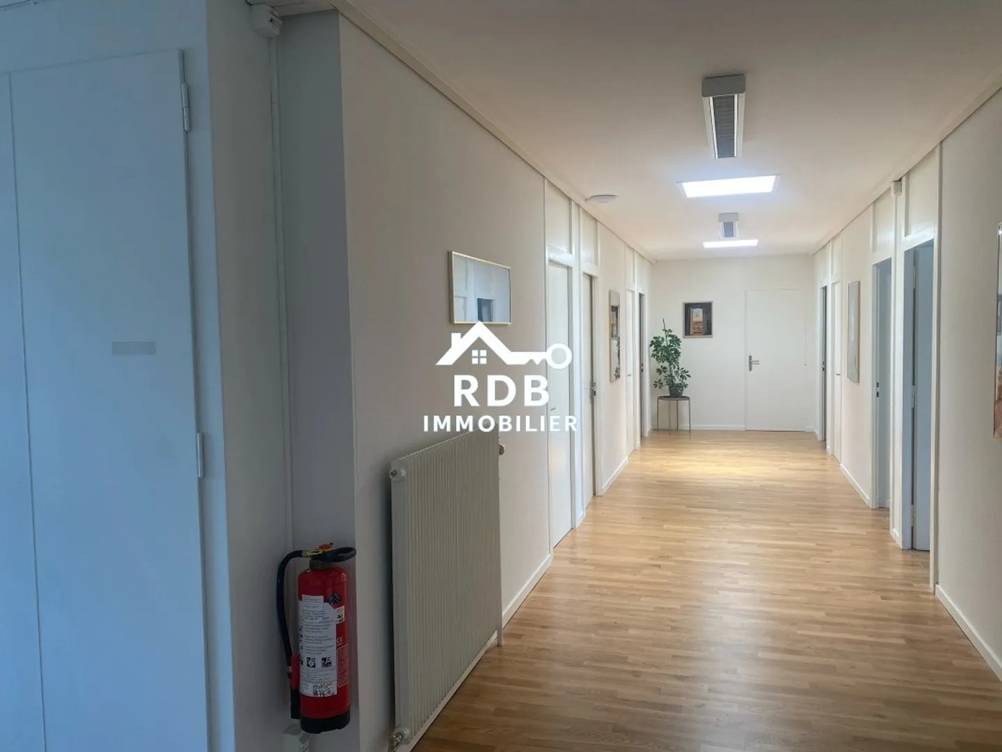 ZU VERMIETEN - Nations / Gare - Büro von etwa 180 m² (CHF 28,30 pro m2) - Foto 6 von 6