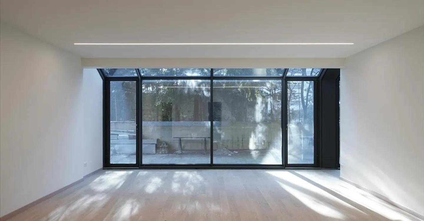 Office space for rent - Photo 2 of 3