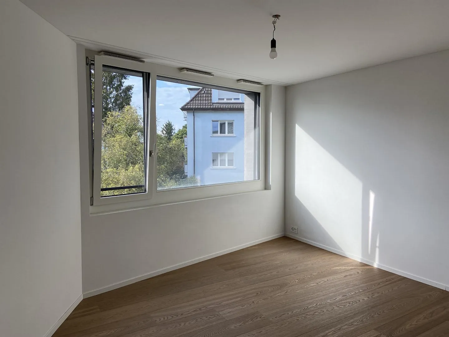 Appartement exclusif de 2,5 pièces à louer immédiatement ! - Photo 4 sur 9