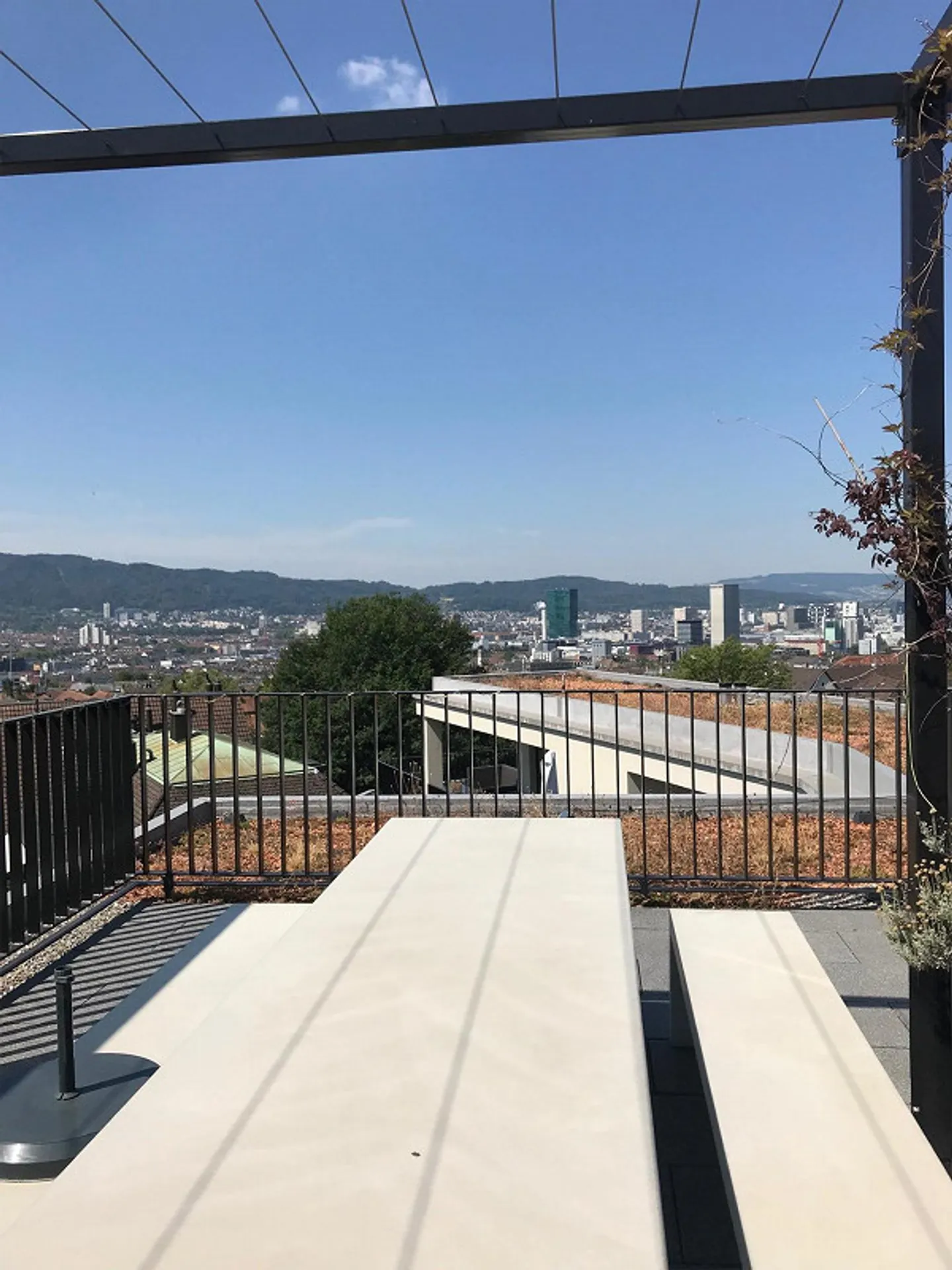 Appartement exclusif de 2,5 pièces à louer immédiatement ! - Photo 8 sur 9