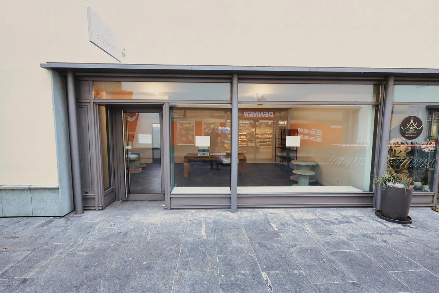 Retail space in shopping arcade approx. 68m2 for rent - Photo 4 of 12