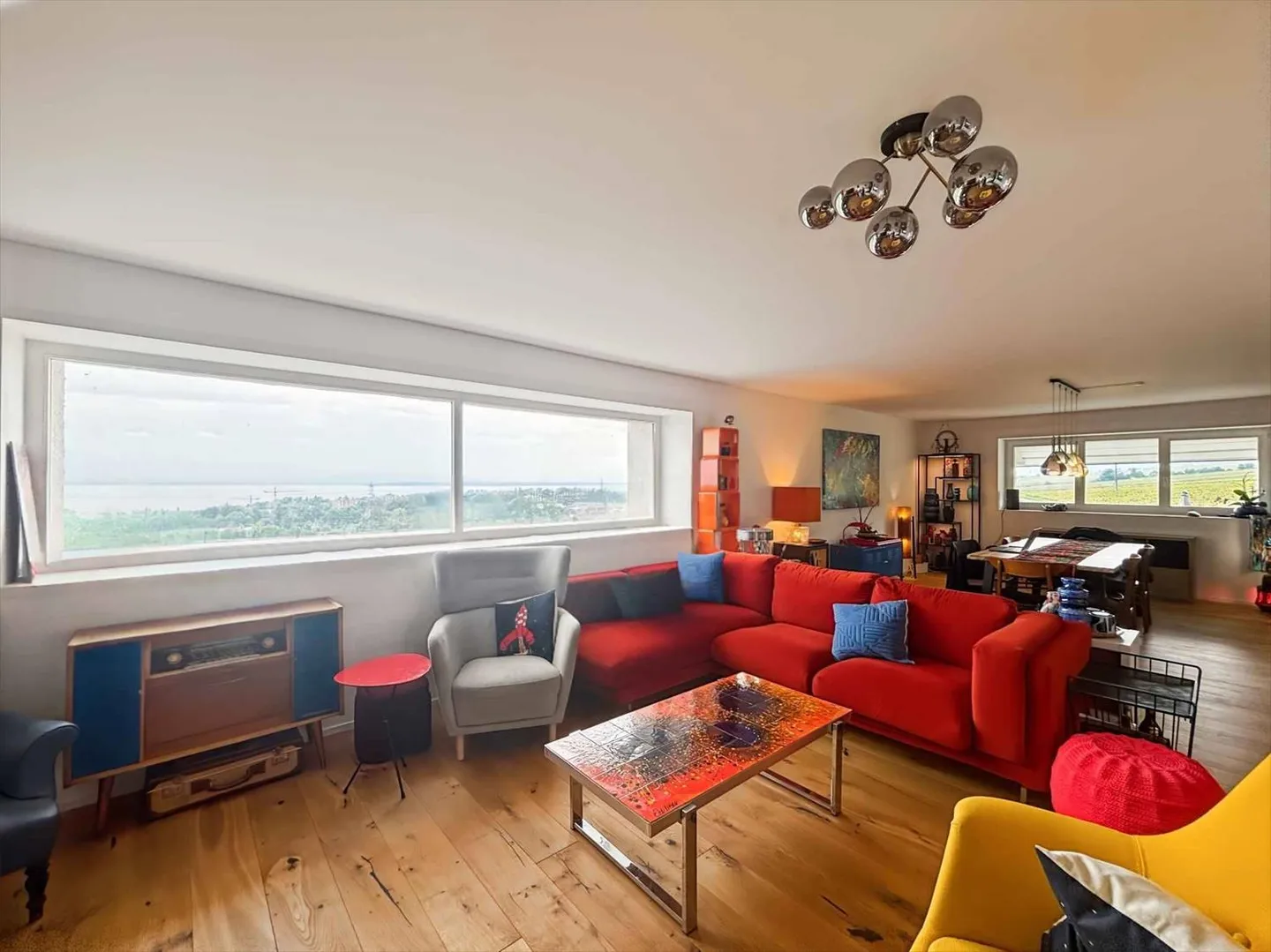 Duplex 6,5 camere con vista lago completamente ristrutturato - Foto 3 di 13