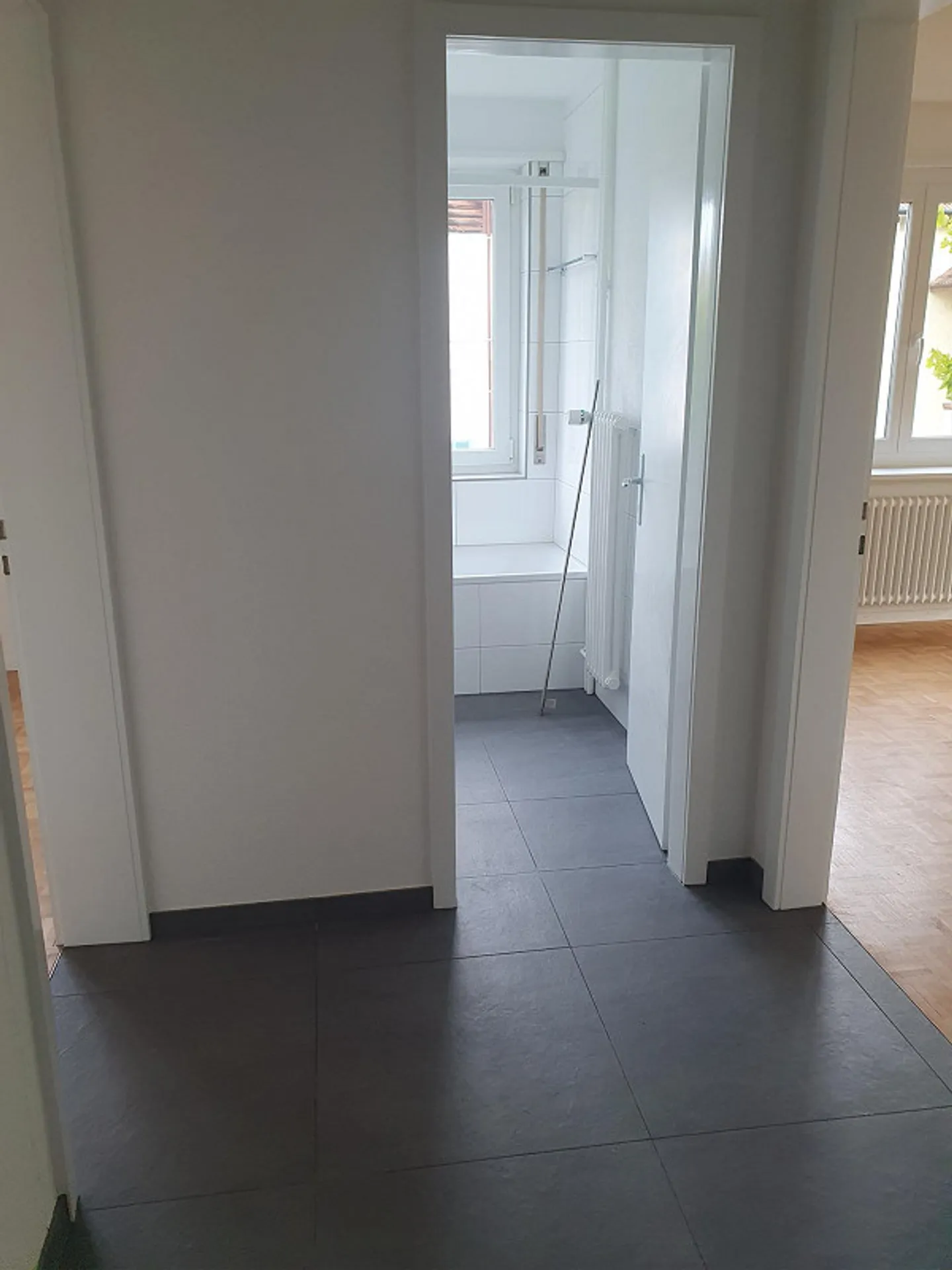 Renovierte Wohnung in Brugg - Foto 2 von 8