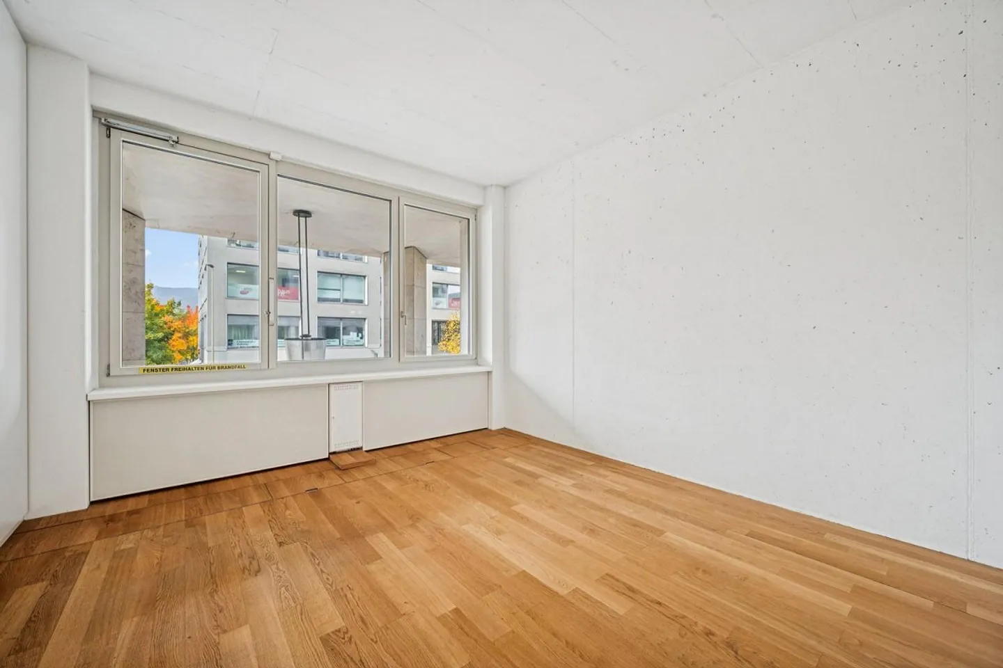 Spazio ufficio moderno nella Limmat Tower 258 m2 al 1° piano - Foto 4 di 9