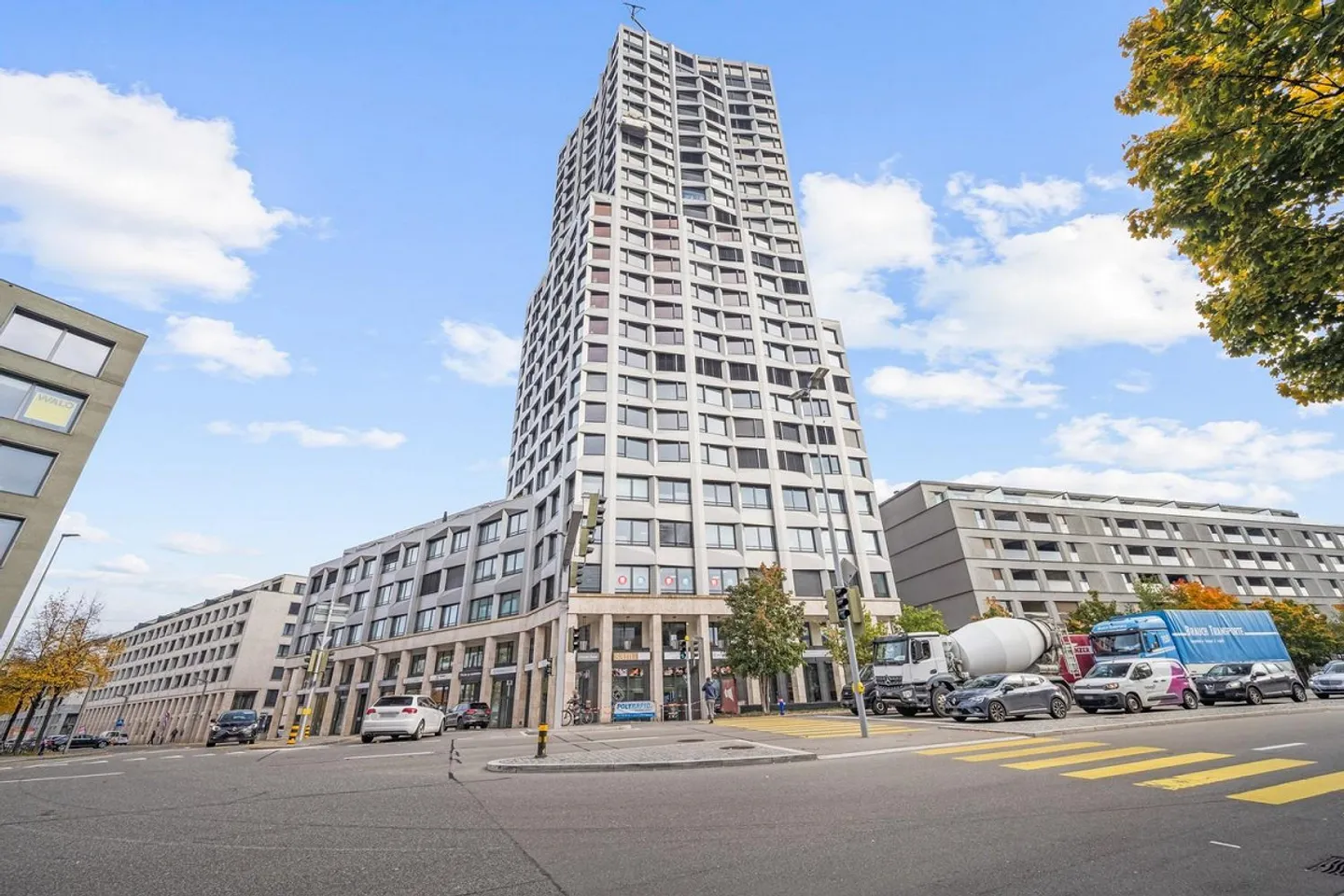 Spazio ufficio moderno nella Limmat Tower 258 m2 al 1° piano - Foto 9 di 9