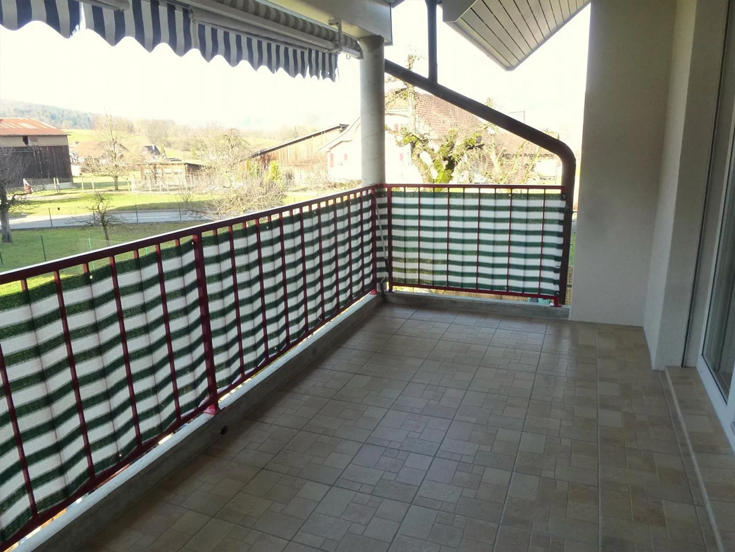 Grosszügige Wohnung mit Balkon - Foto 1 von 7