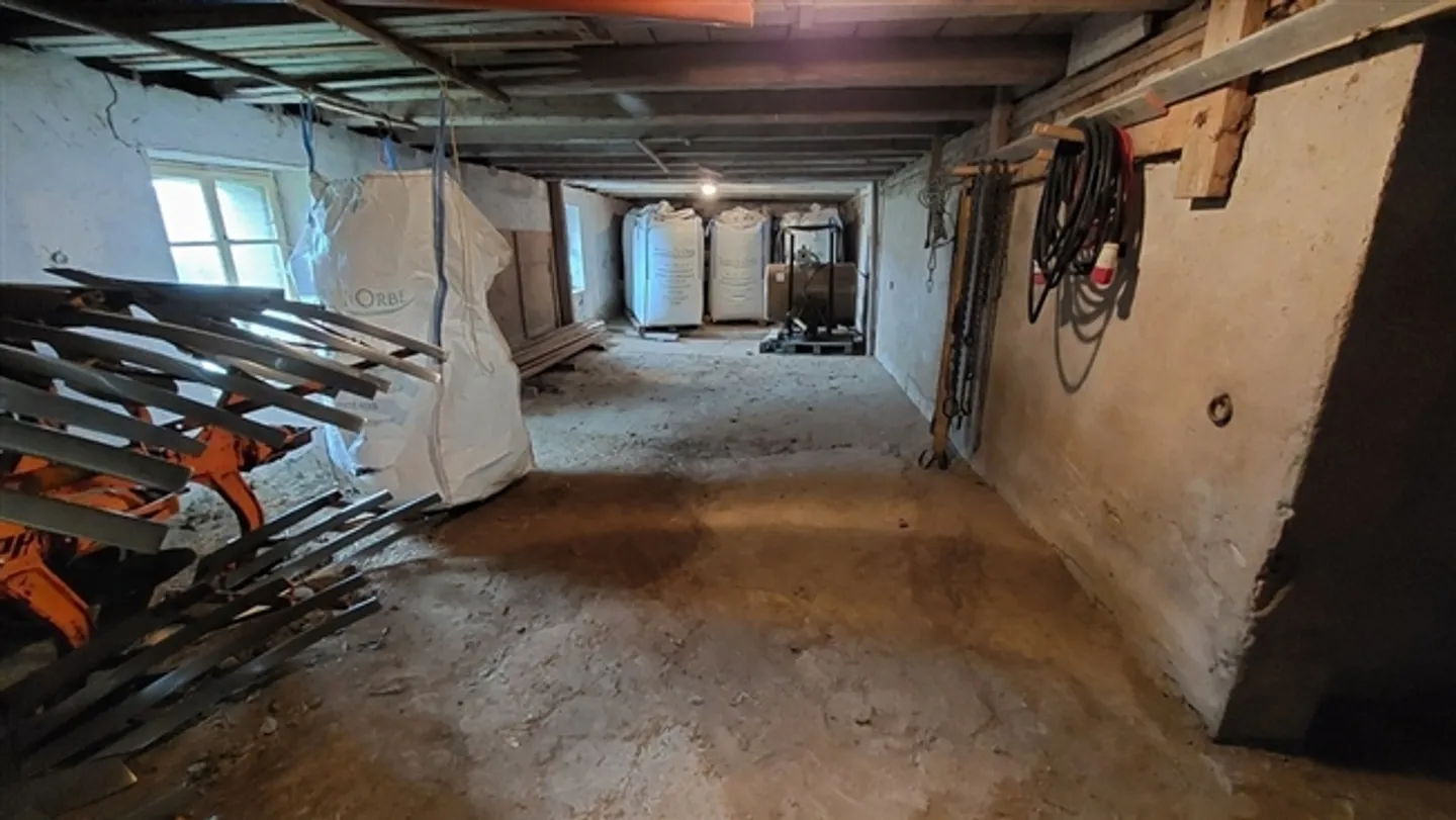 Azienda agricola con sala pollame - Foto 10 di 20