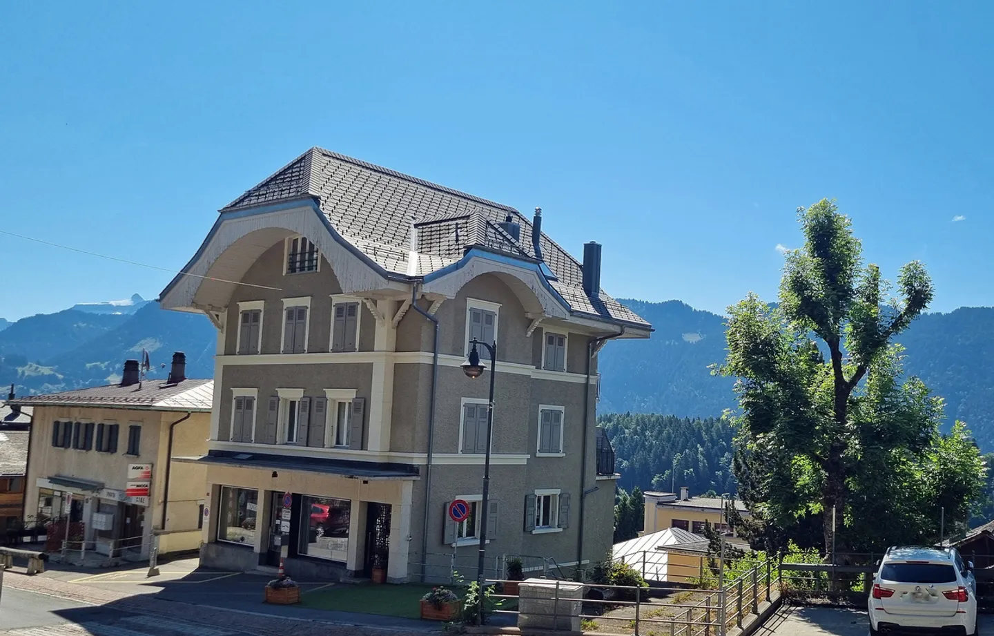 Charming Apartment with Alpine View - Photo 12 of 13