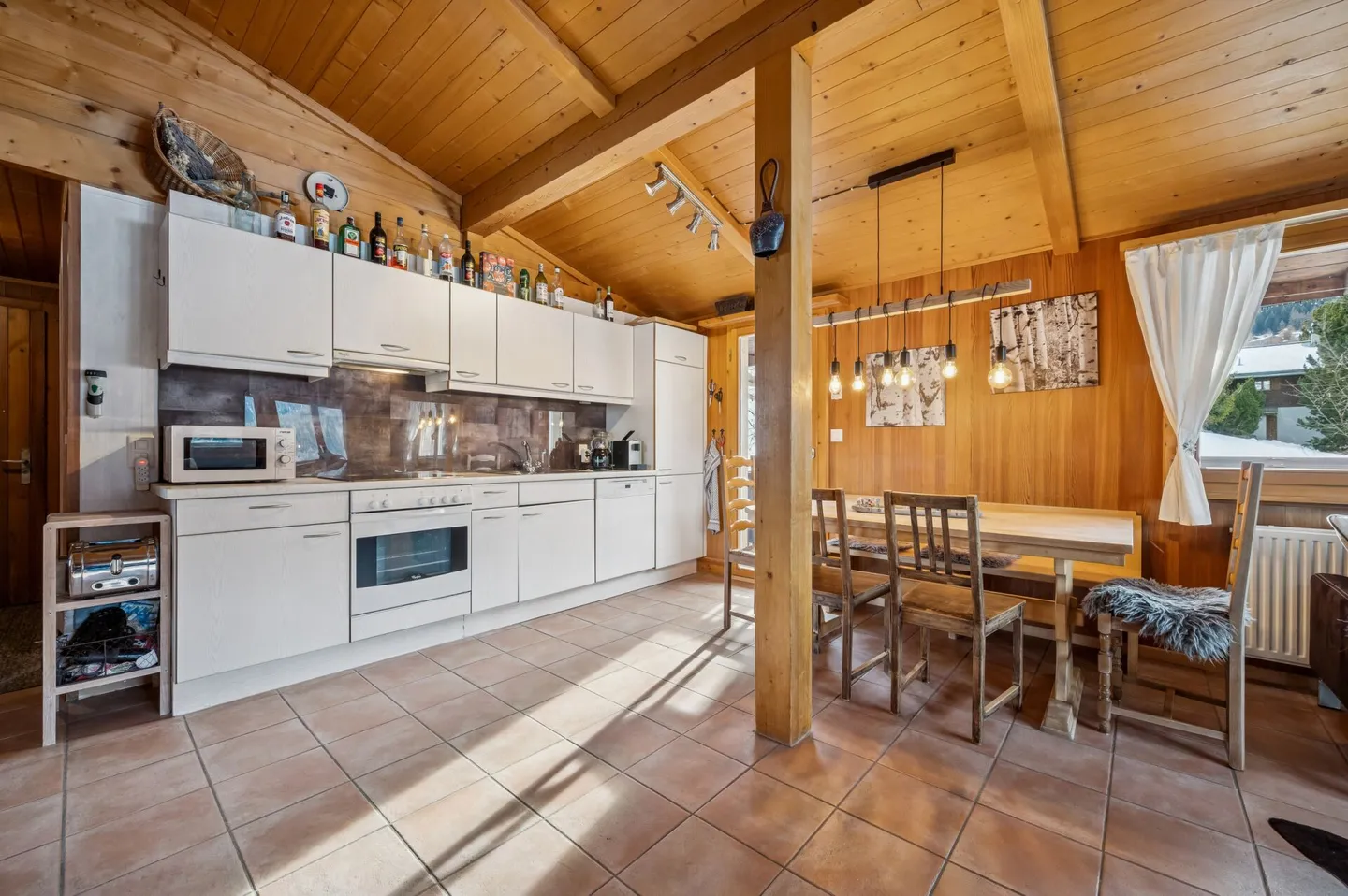 Chalet valaisan avec deux unités résidentielles - Photo 6 sur 13