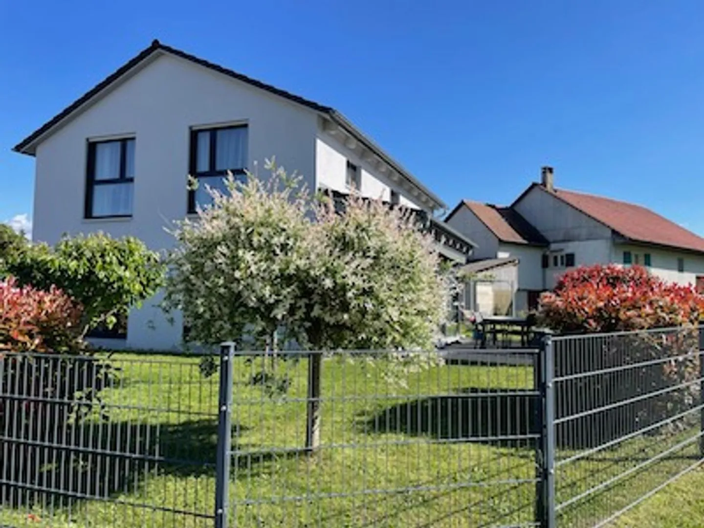 Charmante Villa in Ruhiger Lage - Foto 4 von 13