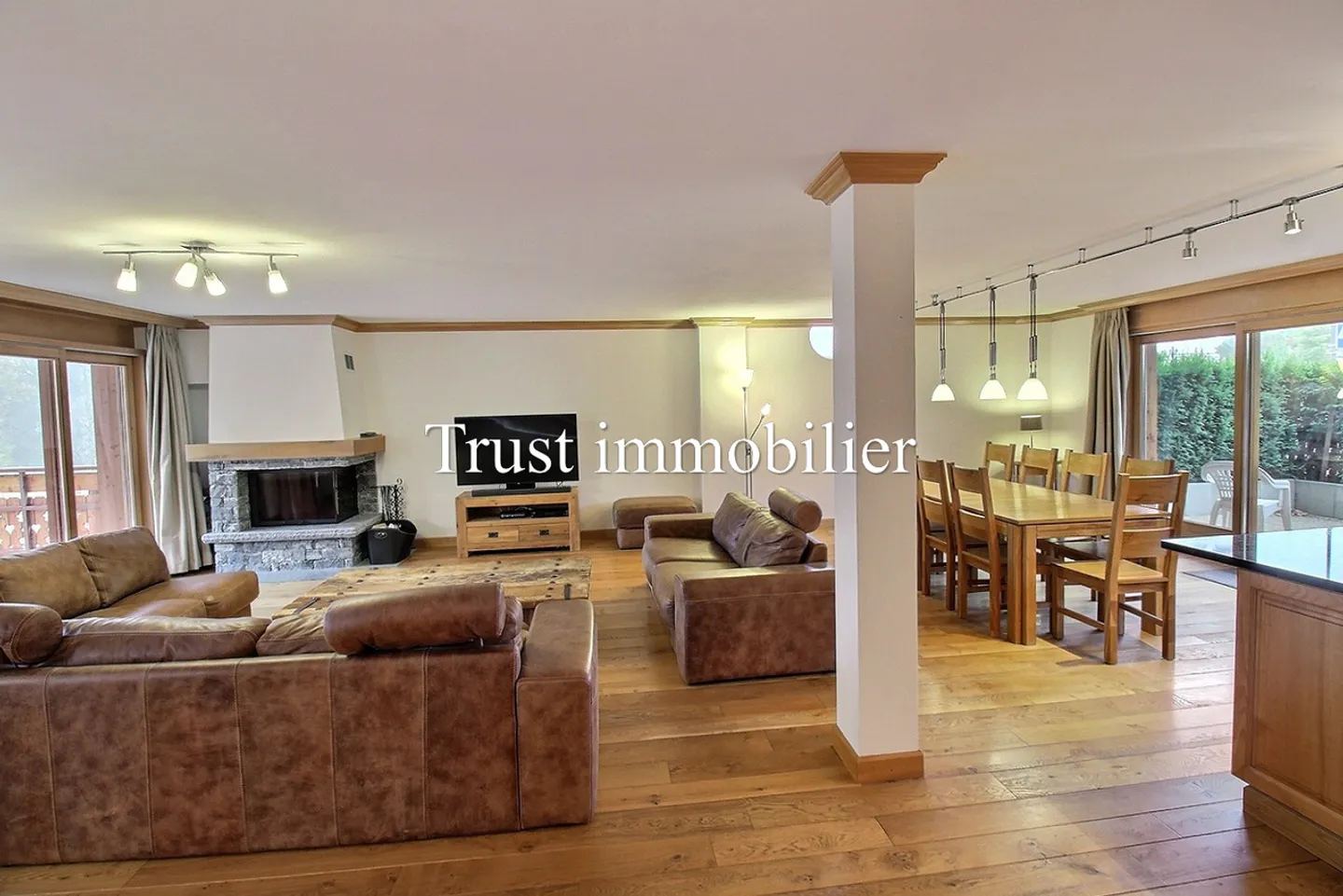 5003. Appartamento doppio al piano terra nel centro di Crans - Foto 3 di 13