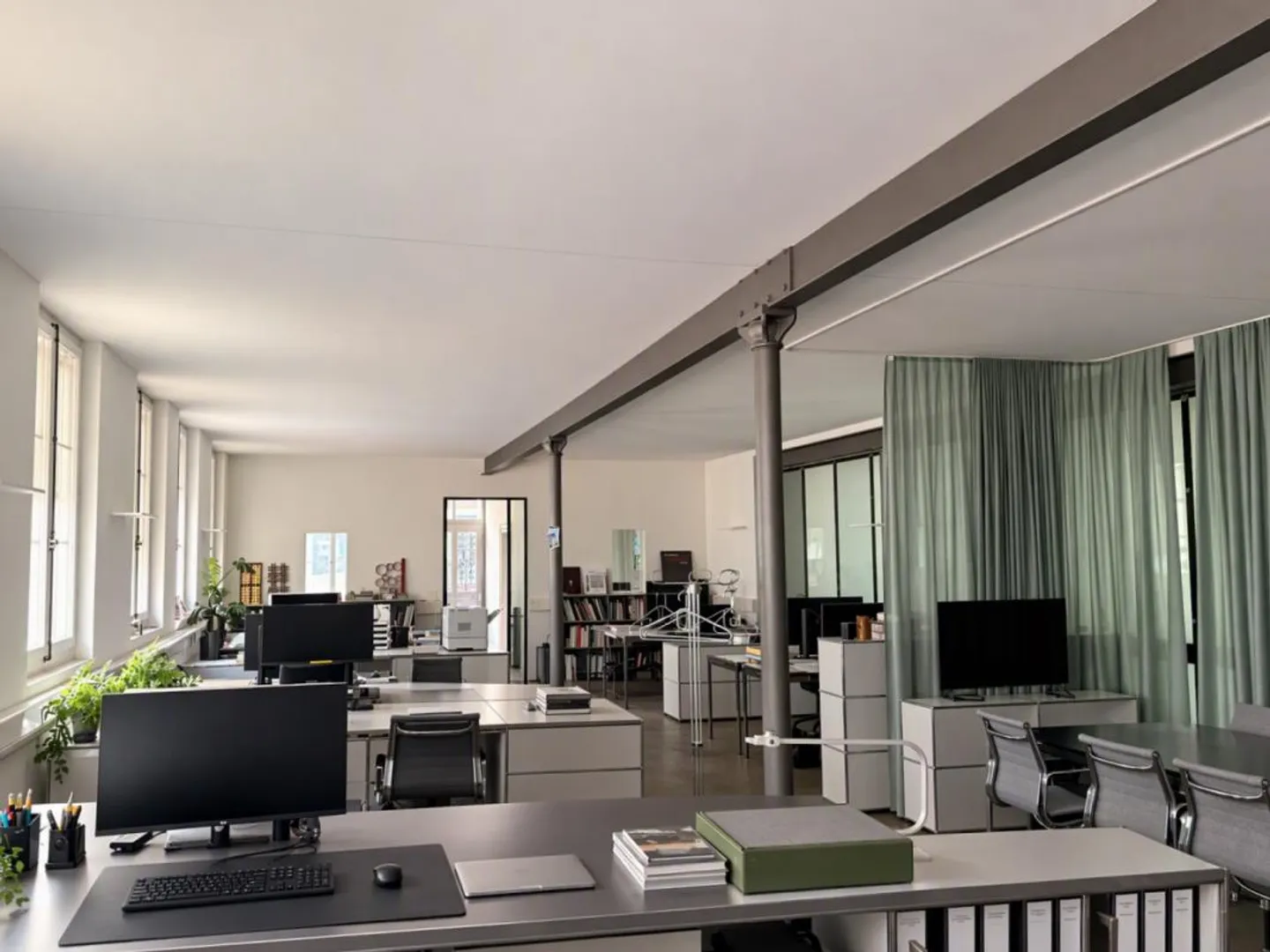 Spazio per ufficio/atelier in affitto nella Matte - Foto 3 di 5