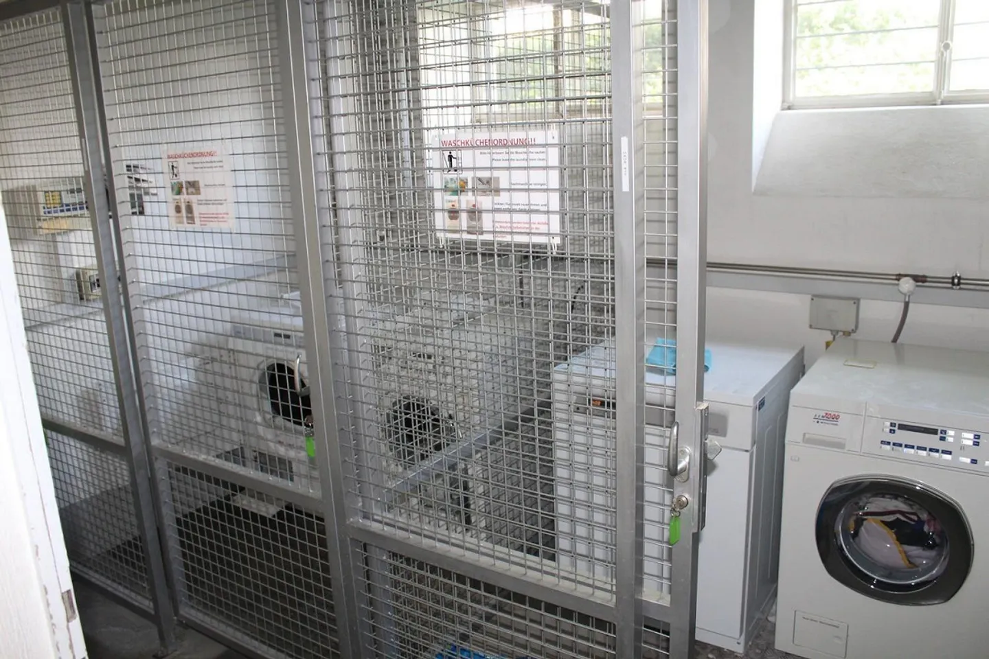 Spielplatz und Begegnungszone inklusive - Foto 9 von 13