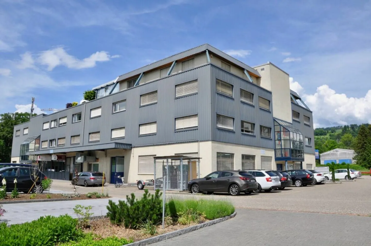 Spazio Commerciale a Rüti ZH - Foto 1 di 4