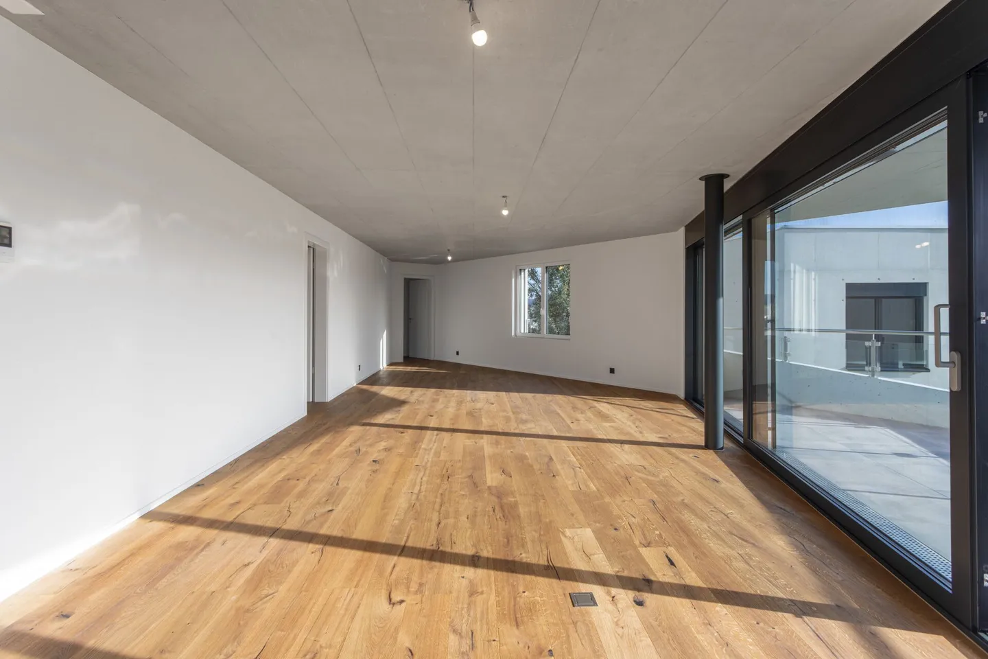 For sale magnificent 5.5 room apartment in the municipality of Belfaux - Photo 3 of 14