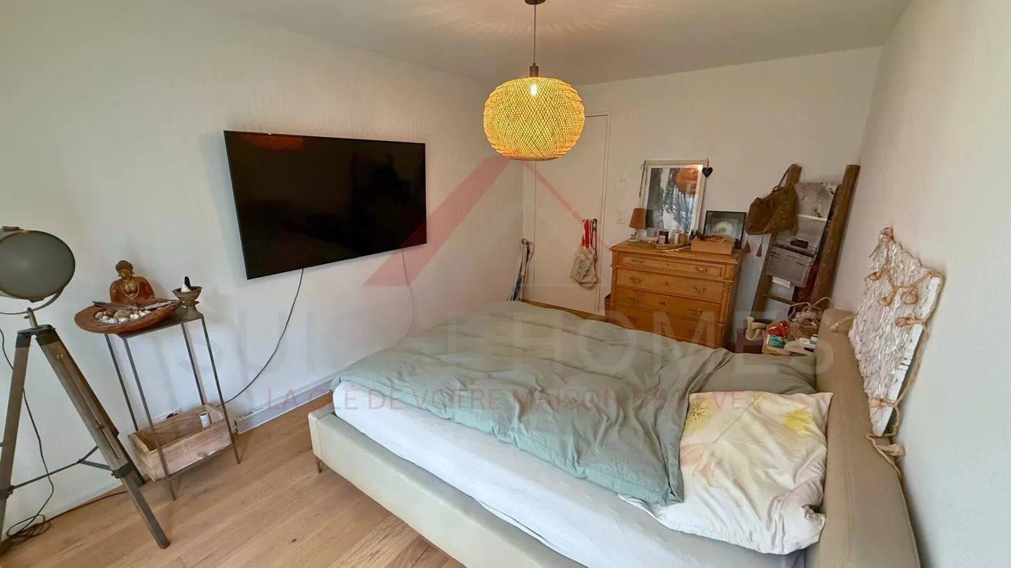 Superbe villa contiguë de 6.5 pièces - design contemporain, confort absolu et si - Photo 10 sur 15