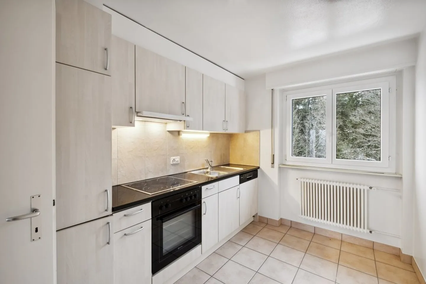 Beautiful 3-room apartment for rent - Photo 8 of 12