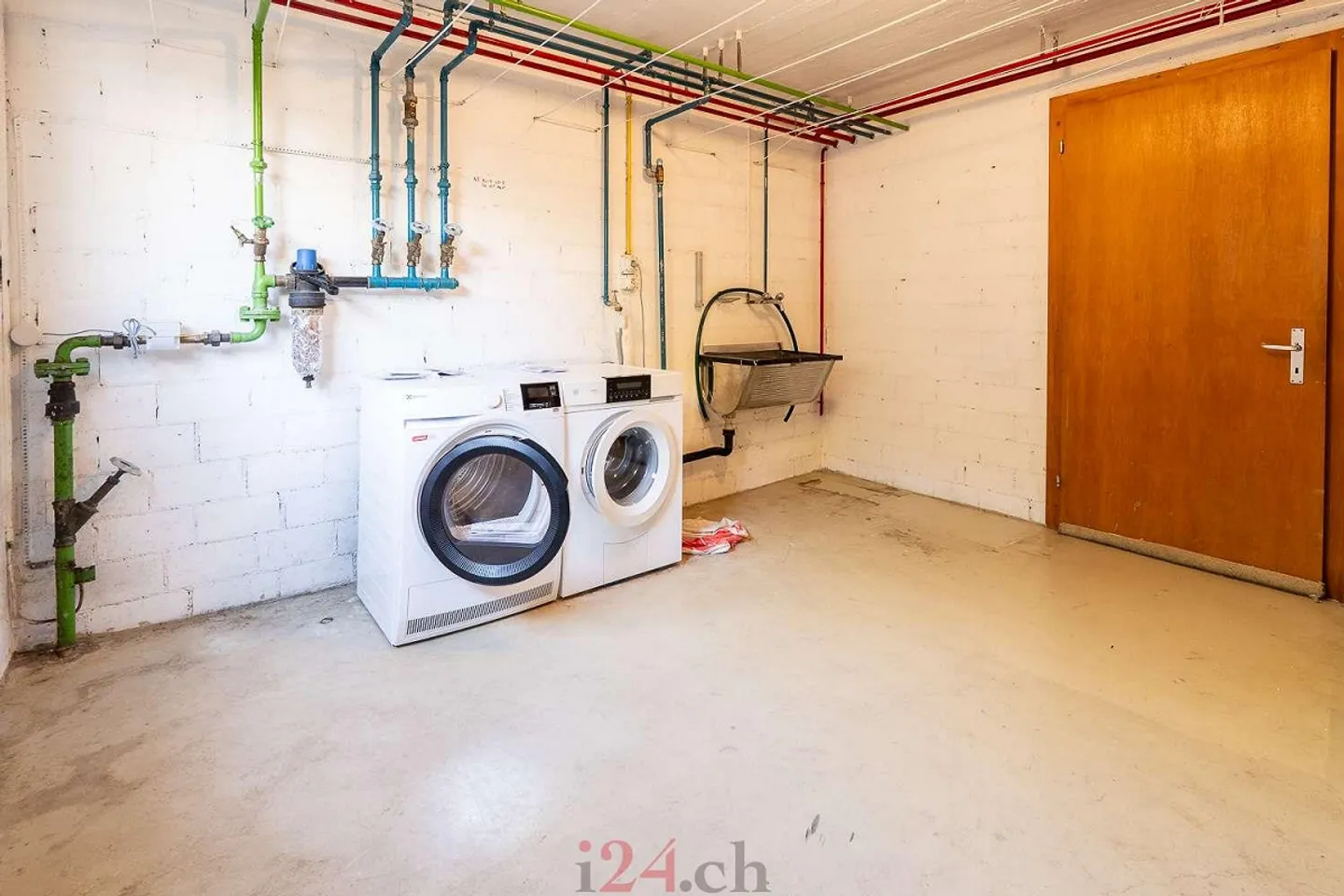 Maison individuelle de 6,5 pièces avec jardin et véranda à louer à Lachen... - Photo 14 sur 19