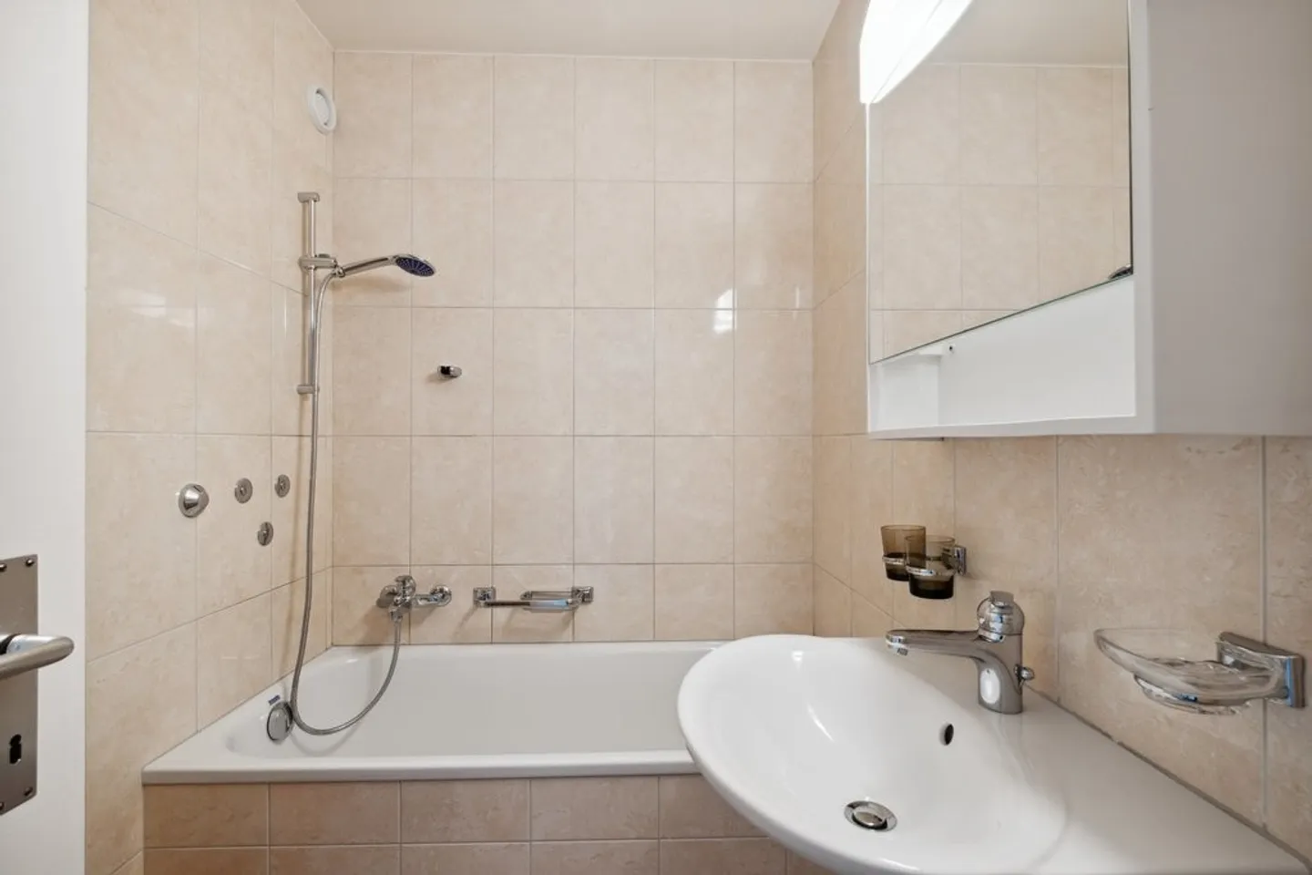 Beautiful 3-room apartment for rent - Photo 9 of 12