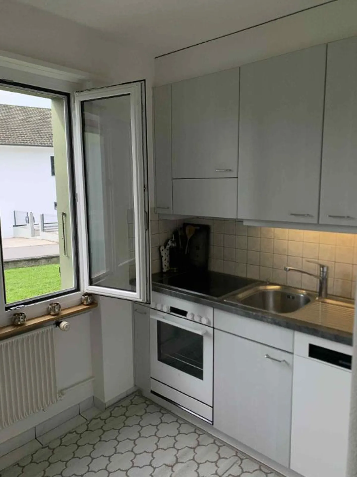 Appartamento in affitto - Foto 3 di 5