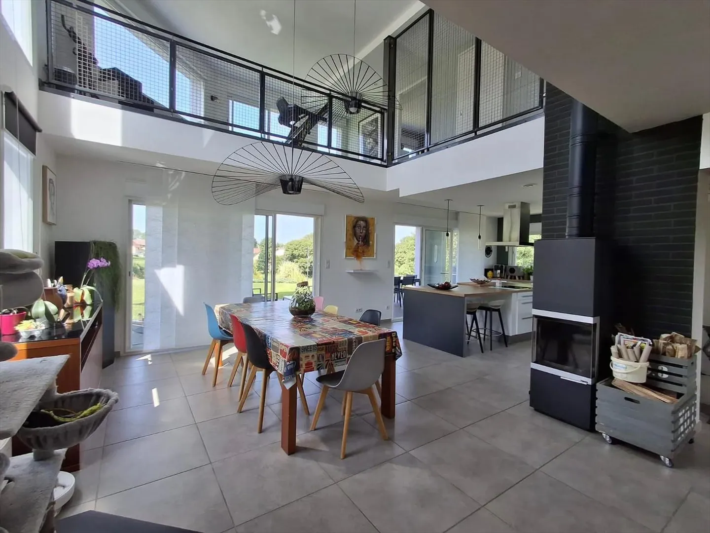 House - Photo 4 of 11